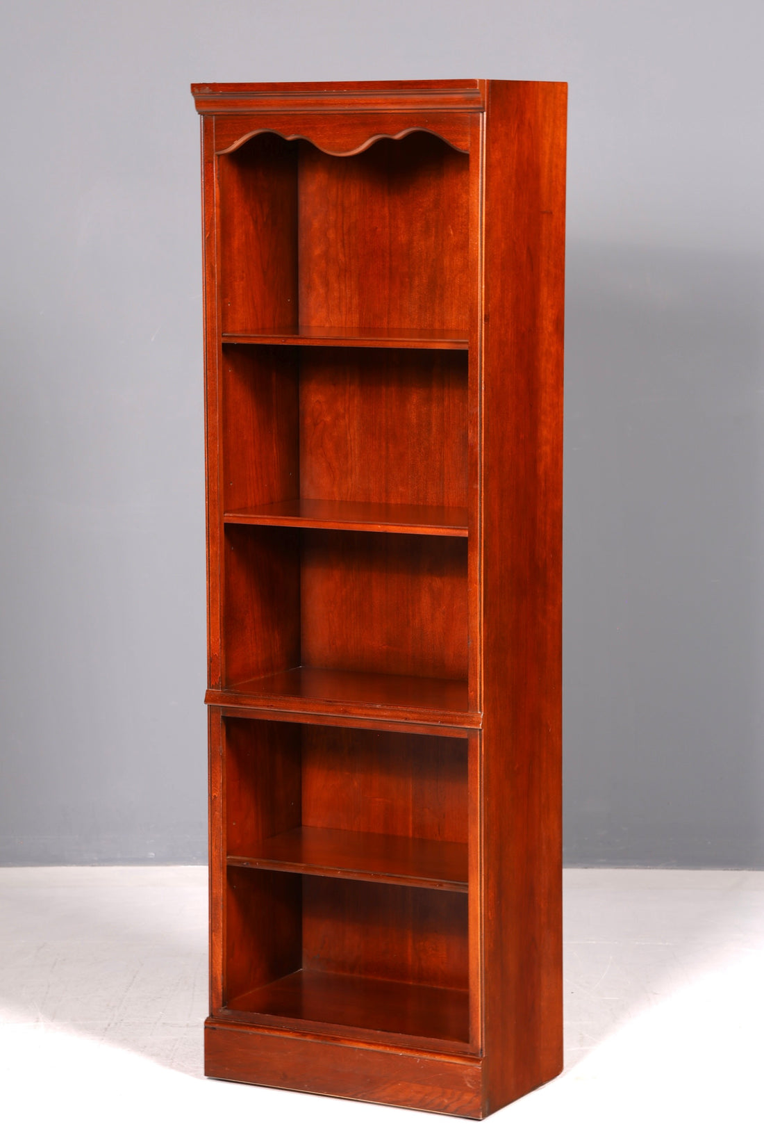 Origineel Drexel Heritage boekenkast rek VS boekenplank boekopslag echt hout vintage staand rek antiek