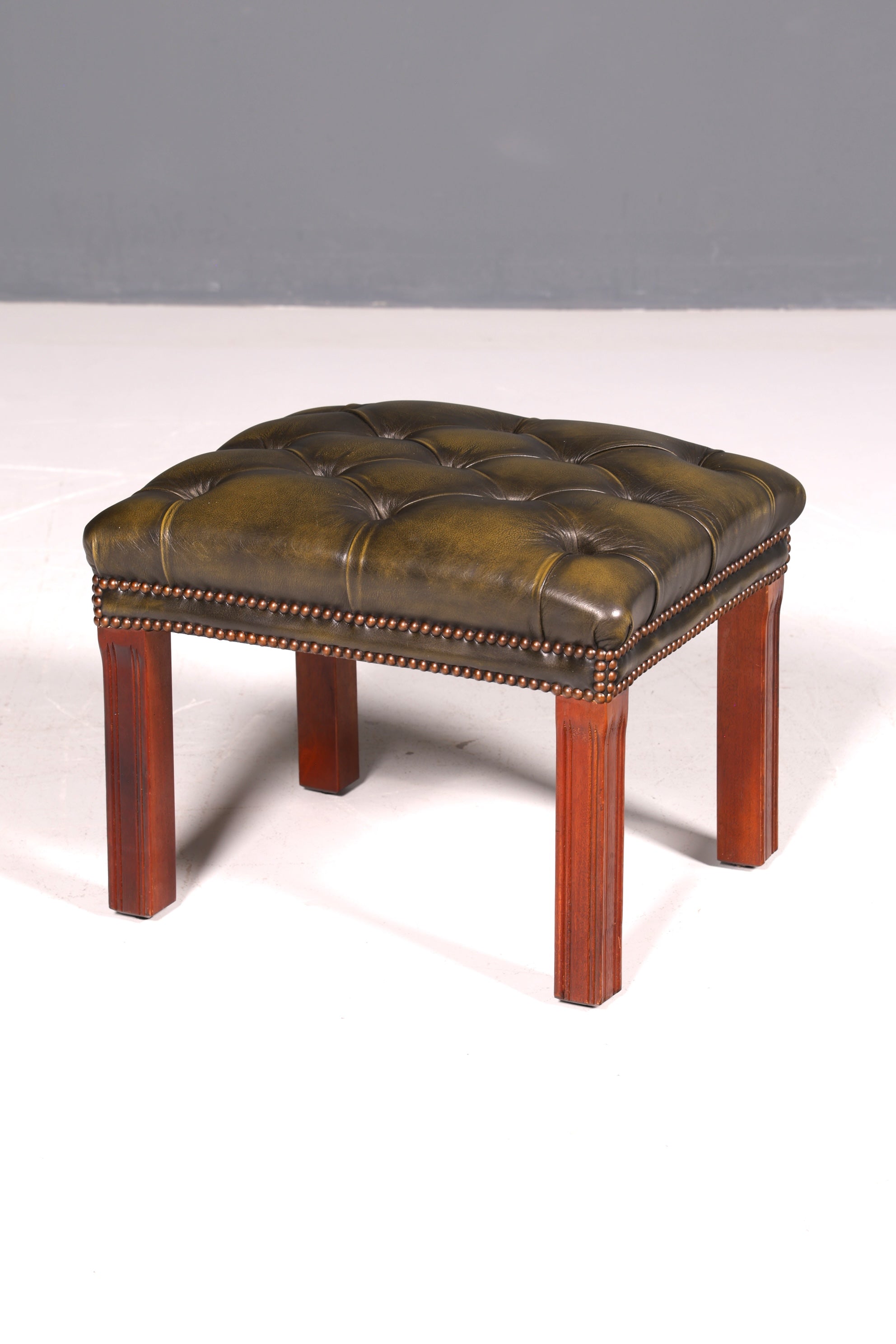 Originaler Chesterfield Hocker Echt Leder Grün Englischer Fußhocker UK