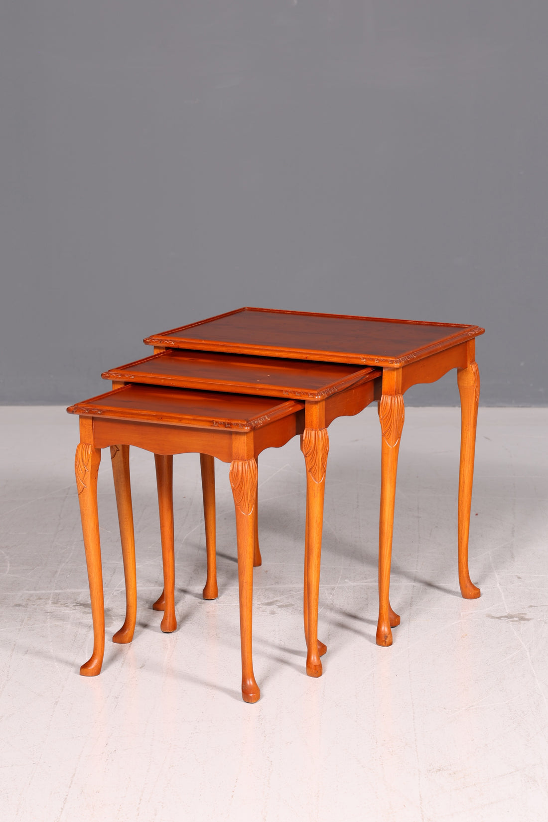 Prachtige Chippendale-set van 3 bijzettafels in barokstijl, set van tafels en bijzettafels, antiek vintage