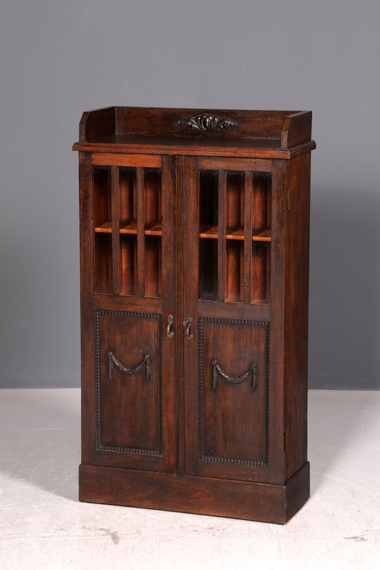 Traumhafte Jugendstil Vitrine Eiche Antik Bücherschrank Geschirrschrank Vitrinenschrank Massivholz Vintage