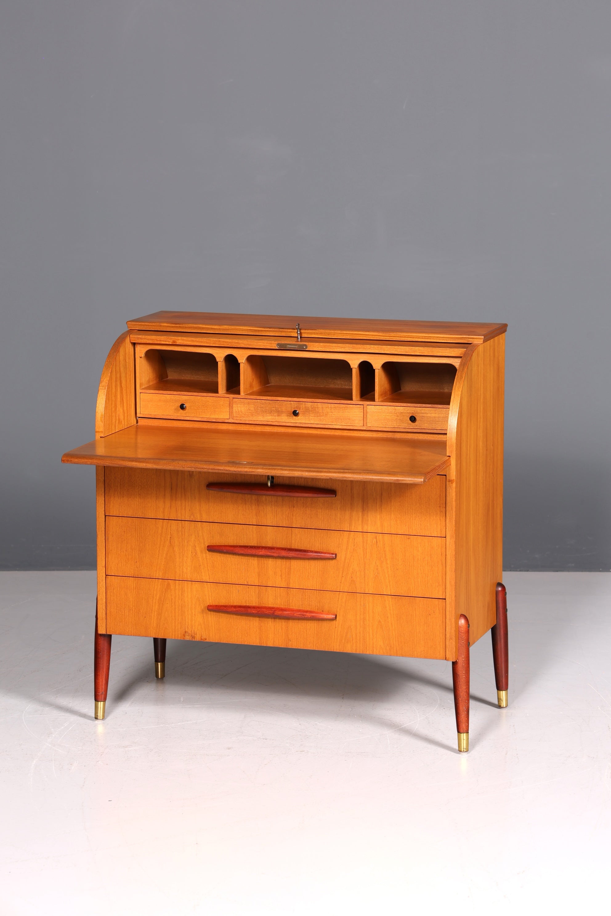 Schlichter Mid Century Rollladen Sekretär von Bröderna Gustafssons Büro Schrank Schreibkommode 60s Schreibmöbel