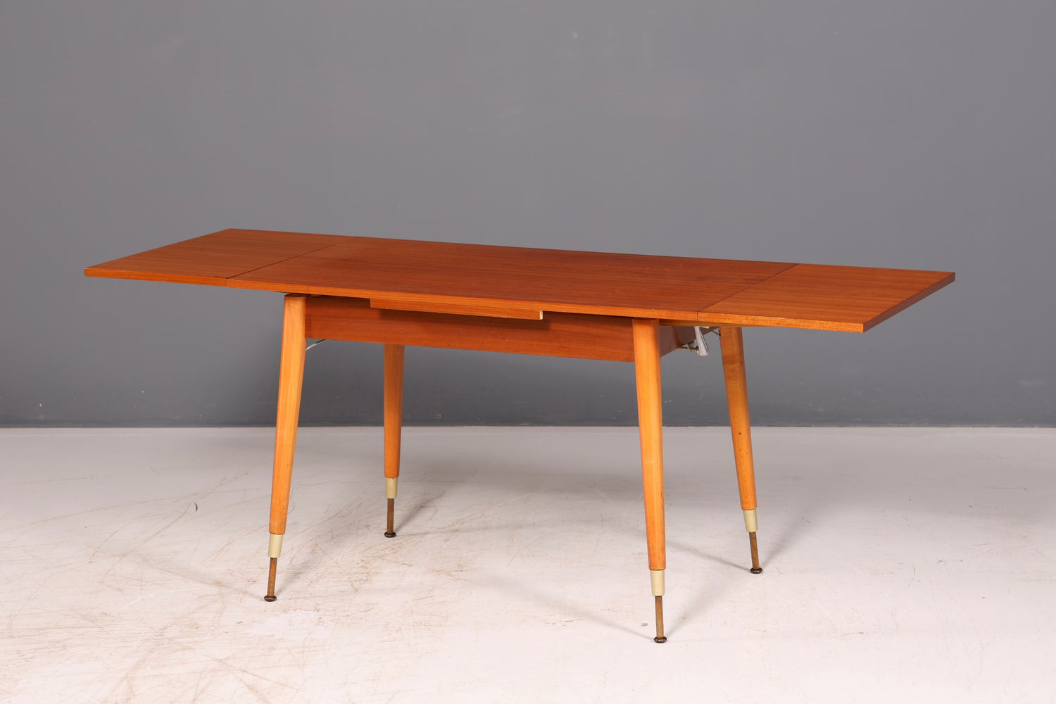 Wunderschöner Mid Century Küchentisch Vintage Tisch ausziehbar höhenverstellbar Esstisch 60s Holz