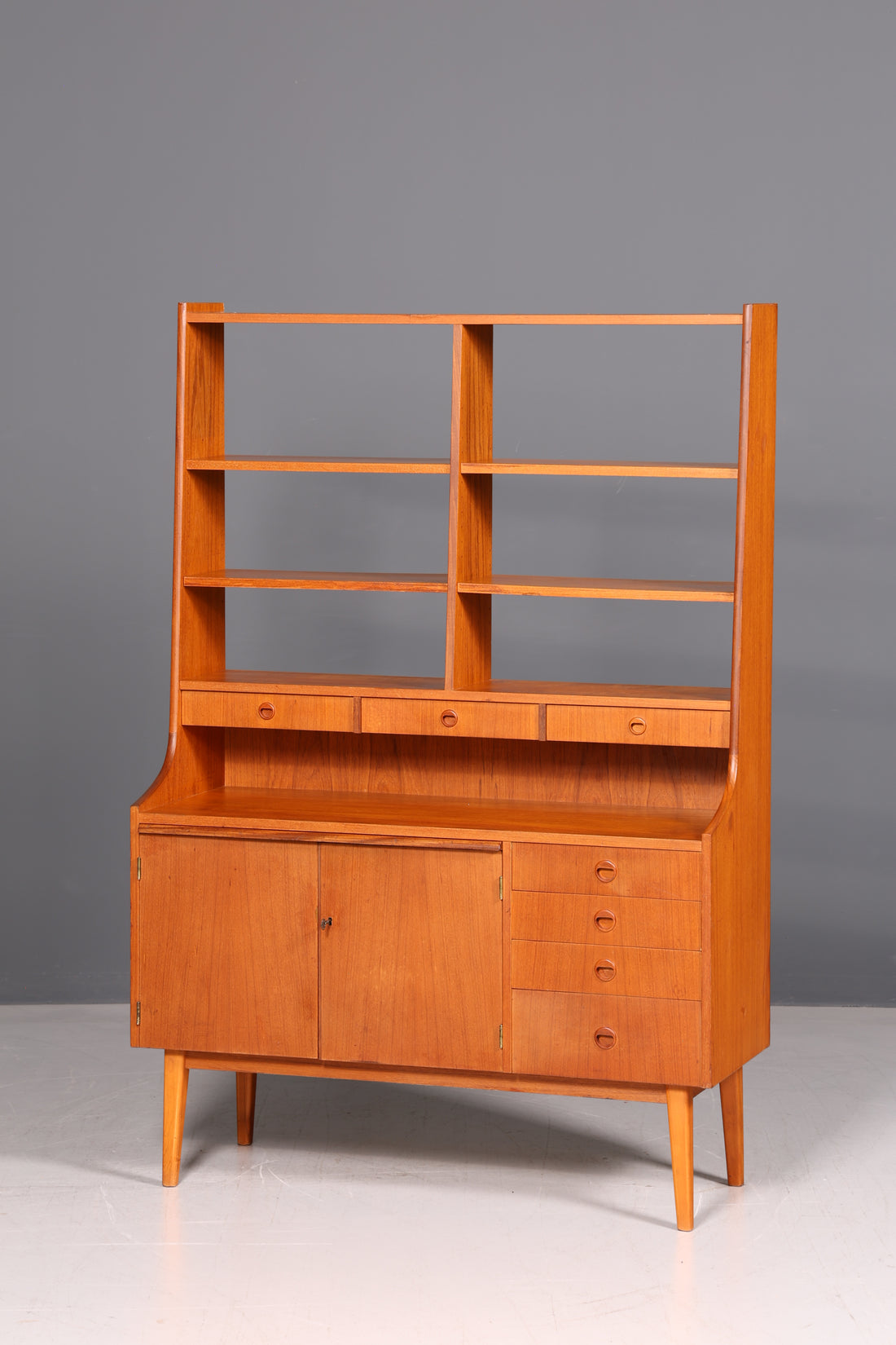 Prachtig mid-century rek Deens design vintage kast boekenkast highboard retro jaren 60 massief hout Scandinavisch