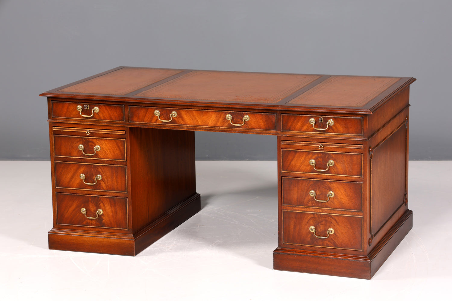 Wunderschöner Englischer Schreibtisch echt Lederauflage Bürotisch Mahagoni Antik Stil Office Desk