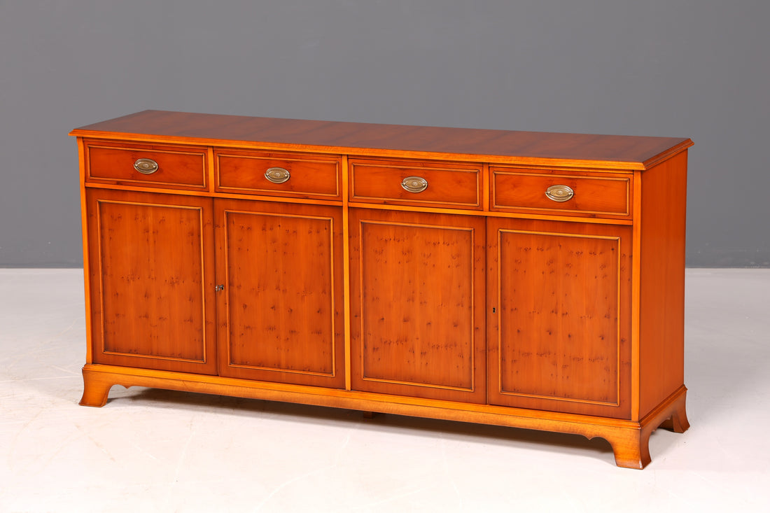 Prachtig origineel Heldense dressoir van taxushout, Engelse buffetkast, antieke commodekast, vintage kast