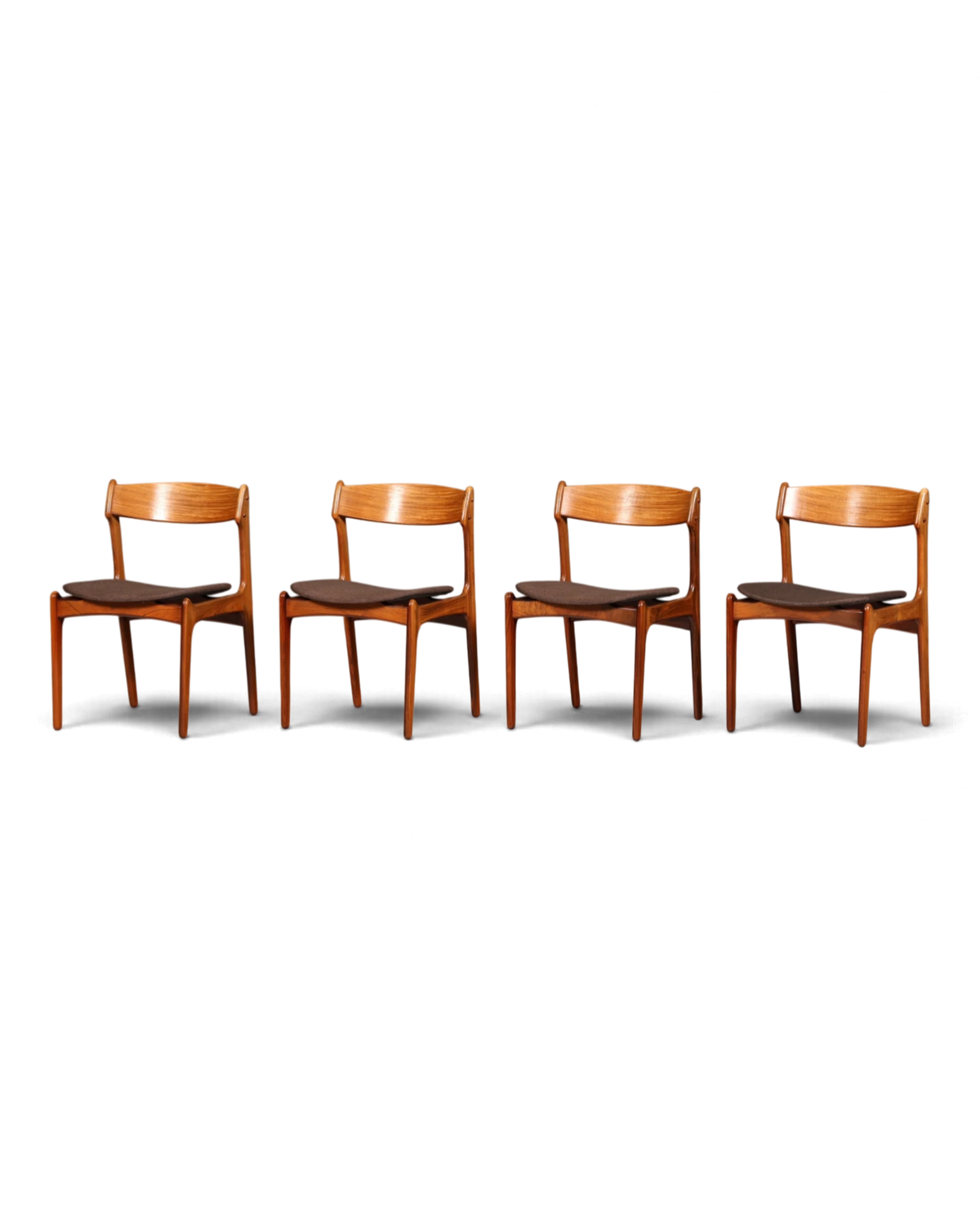 4x Original Erik Buch chairs Model 49 O.D. Møbler Mid-Century dining chairs Danish design chair set from the 60s
