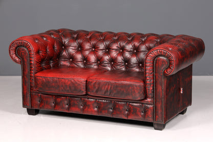 Wunderschönes Original Chesterfield 2er Sofa Englisch Oxblood Leder 2- Sitzer Couch 2 von 2