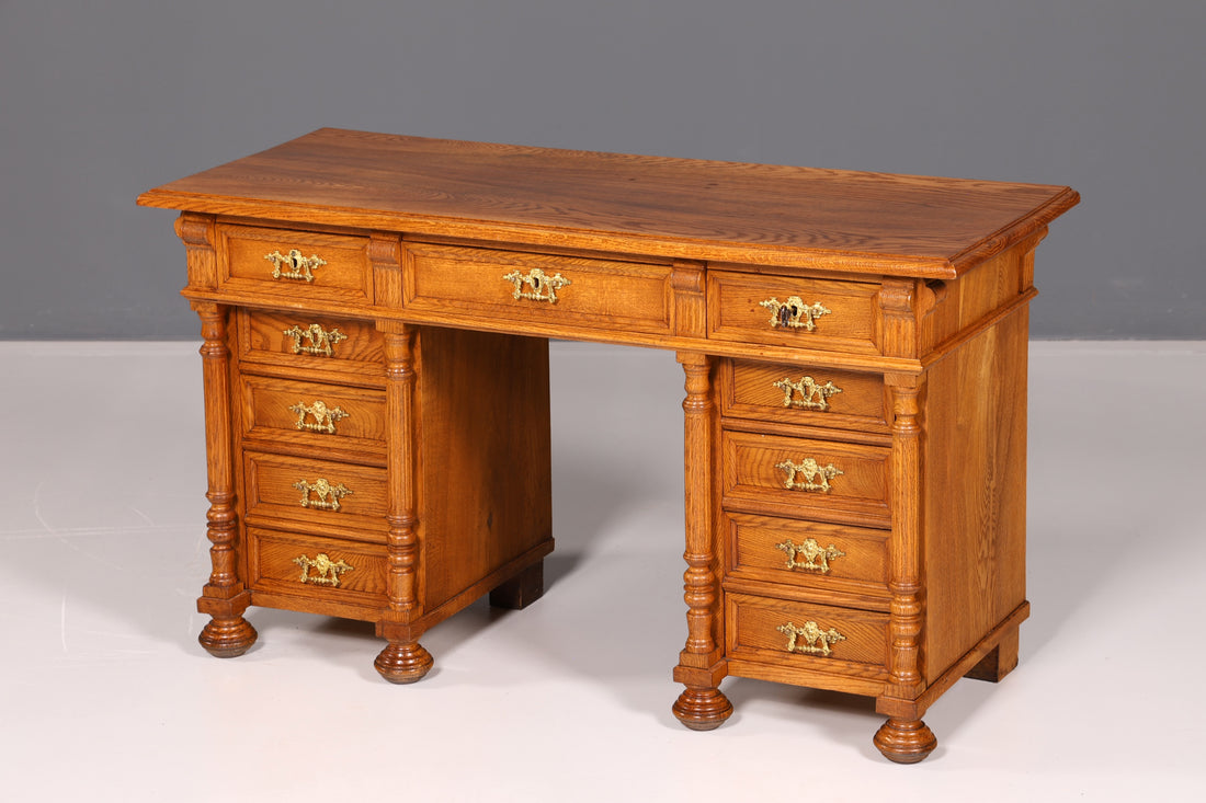 Prachtig Gründerzeitbureau in art-nouveaustijl, antiek bureau van massief hout
