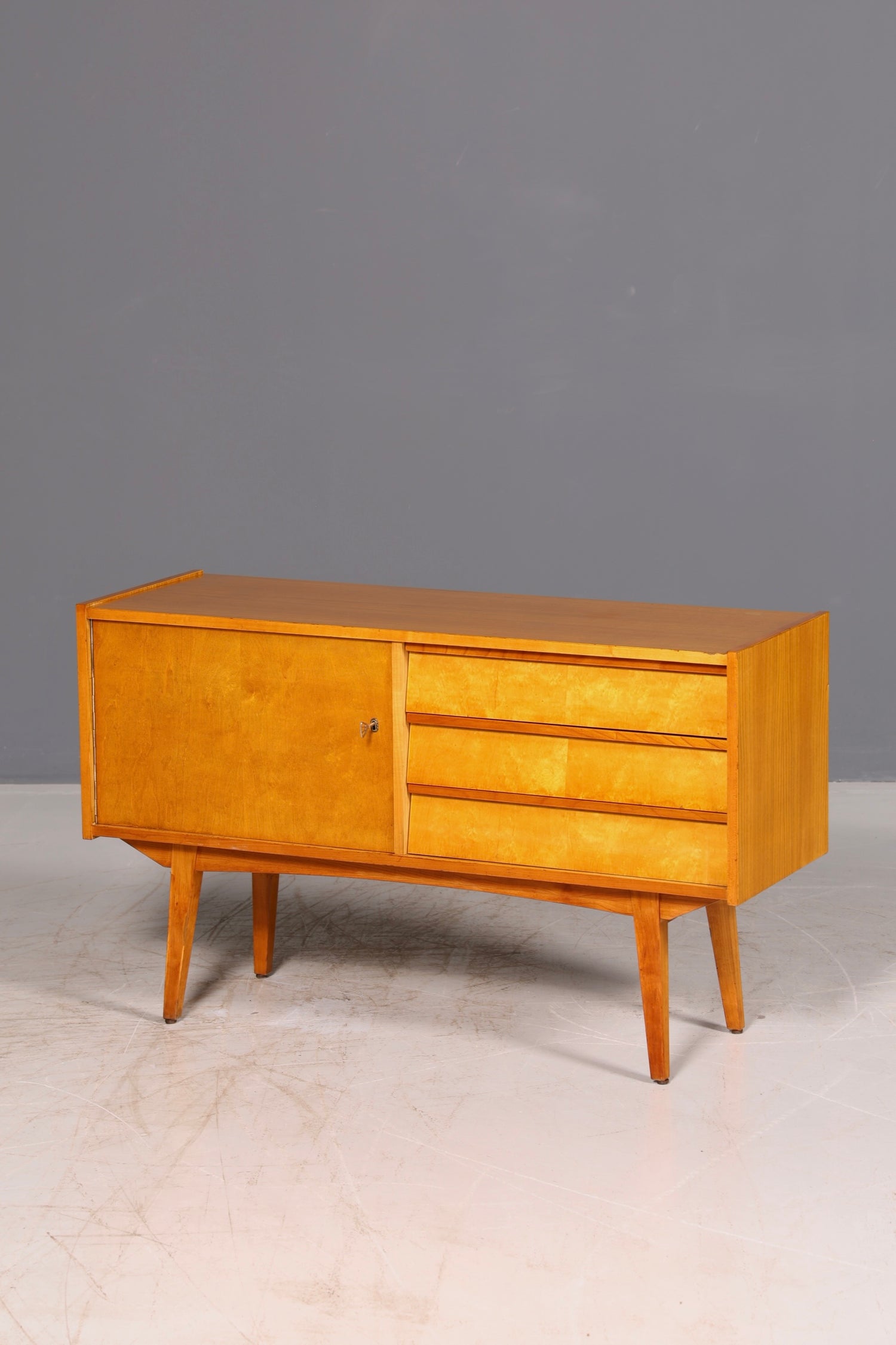 Wunderschönes Mid Century Sideboard Vintage TV Kommode 60er Schrank Anrichte Lowboard echt Holz