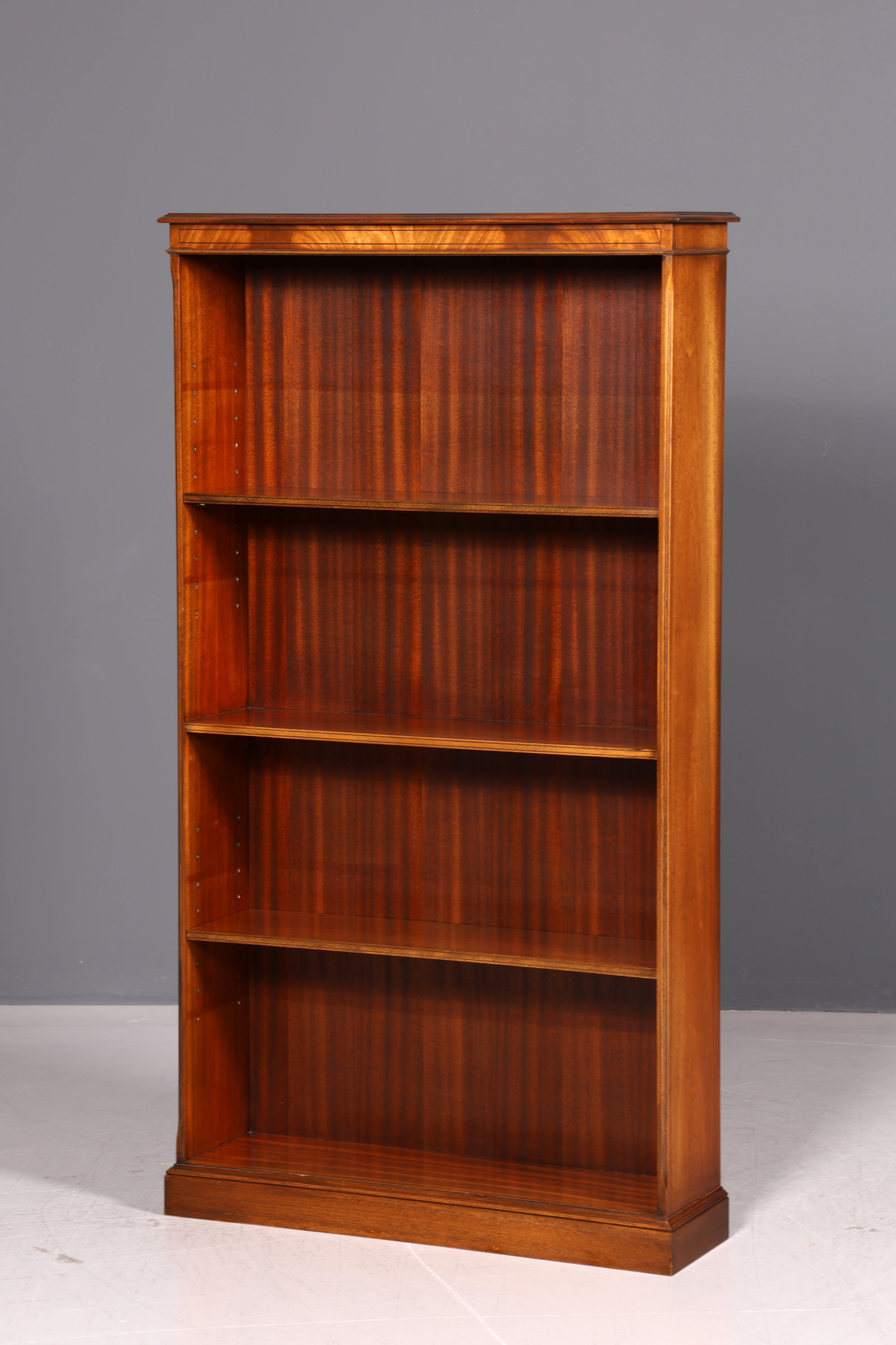 Wunderschönes Englisches Bücherregal Regal Bookshelf 60s Standregal Bücherschrank Holz Vintage