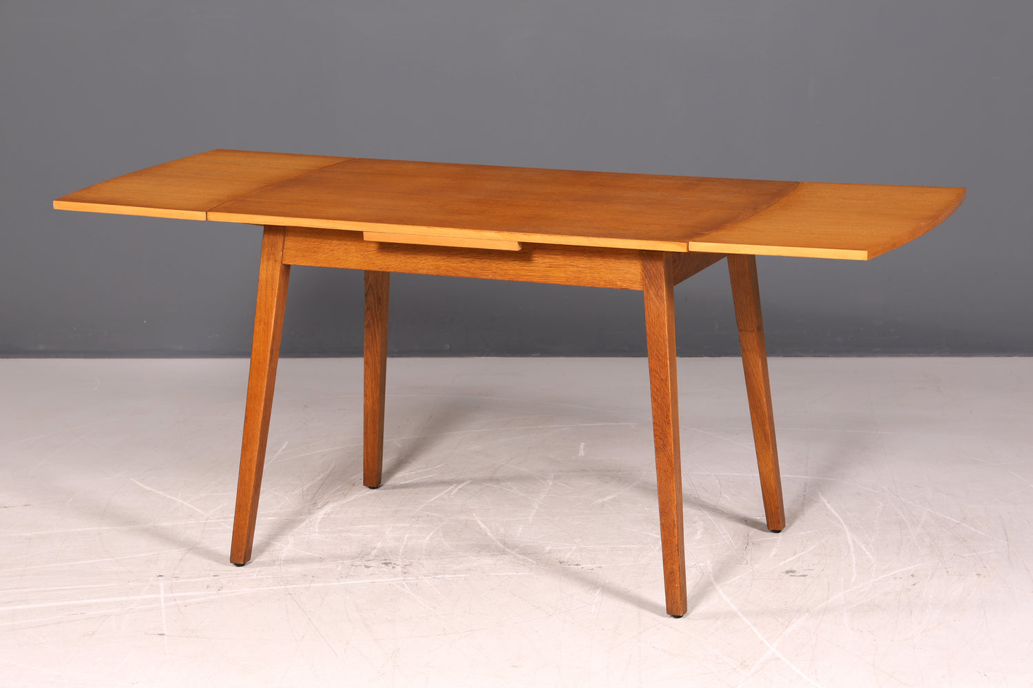 Schlichter Mid Century Esstisch ausziehbarer Vintage Tisch Retro Küchentisch