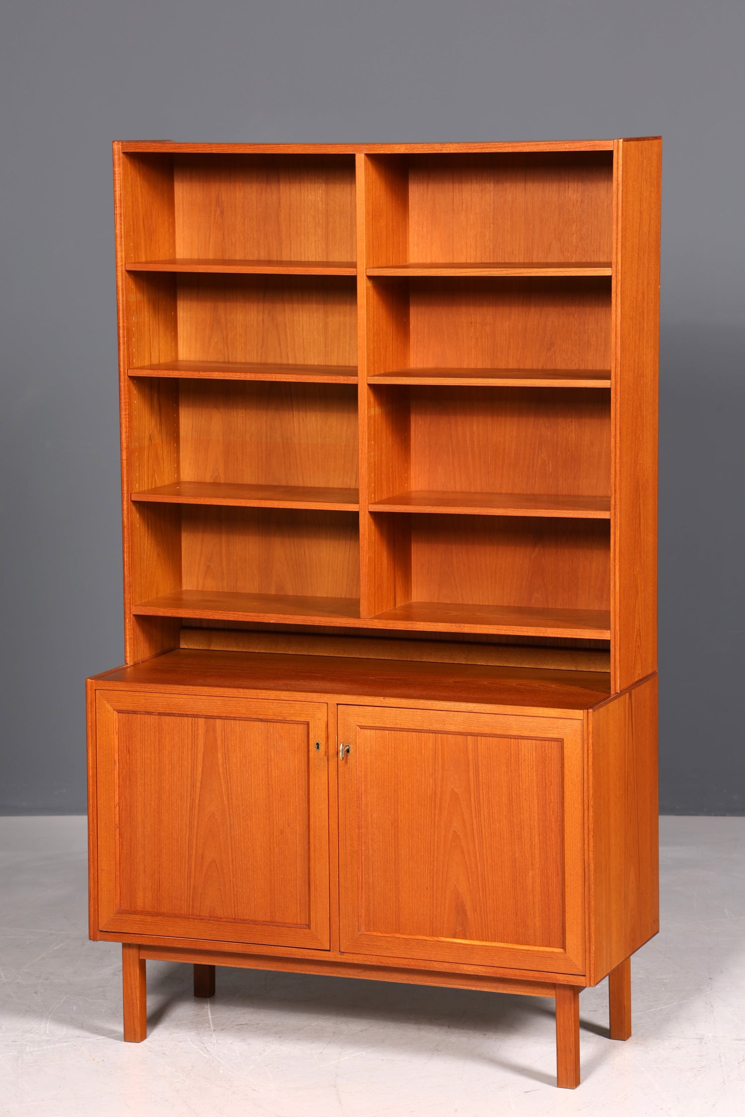 Traumhaftes Mid Century Regal Teak Holz Schrank Danish Design Retro Kommode Vintage Bücherregal 60er Jahre