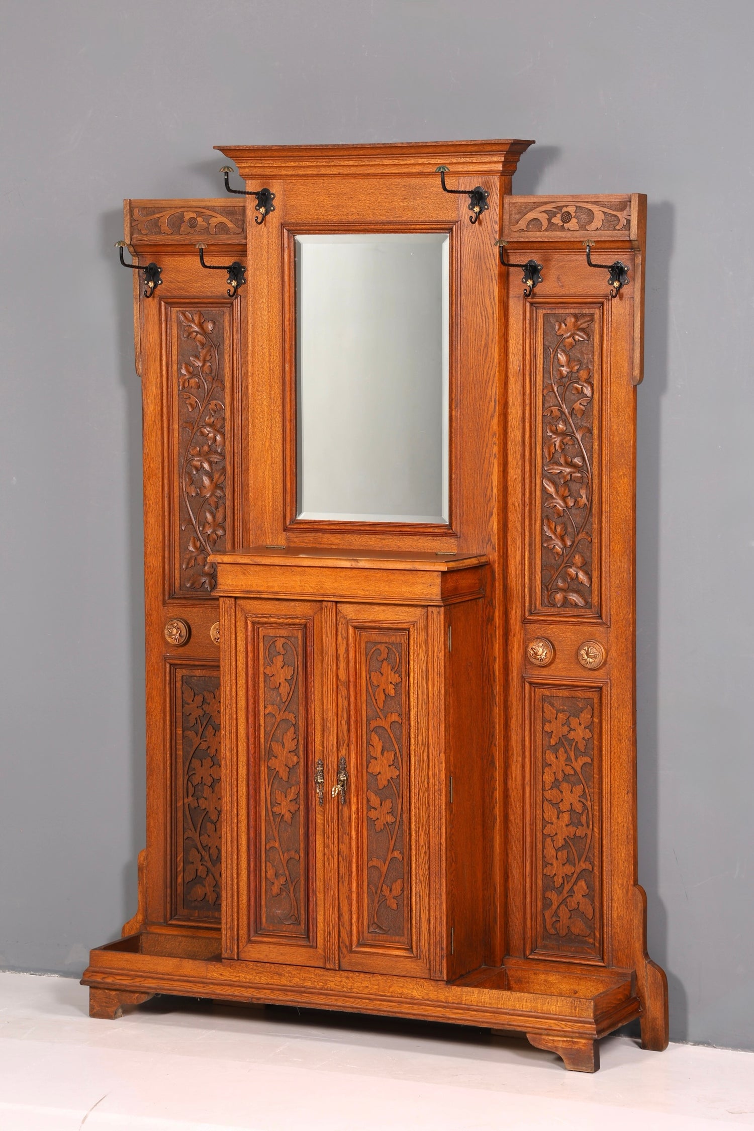 Traumhafte Jugendstil Garderobe Flurgarderobe Eiche Antik Kleiderwand mit Spiegel Dielenmöbel Wandgarderobe