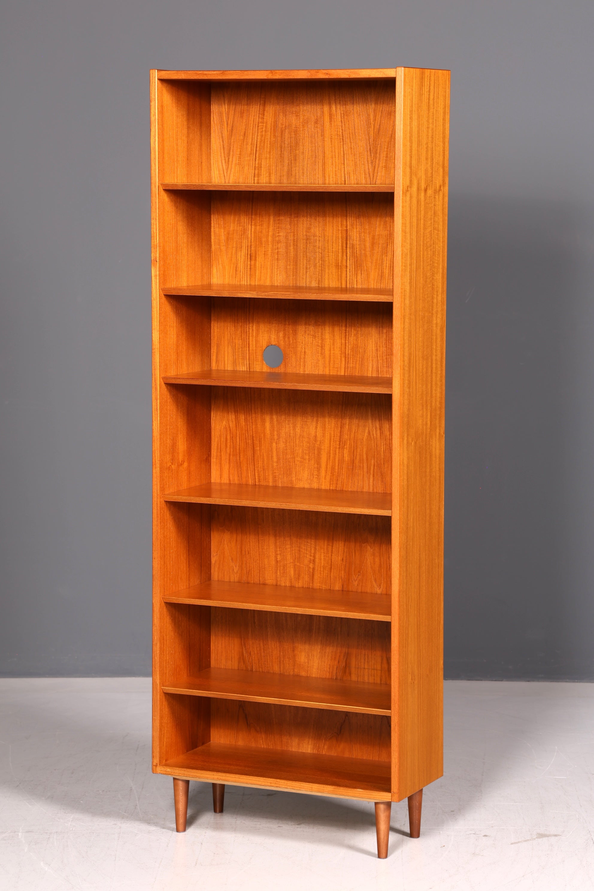 Schlichtes Mid Century Regal Echt Holz Bücherregal Vintage Standregal Retro 60er Schrank Buchregal Danish Wohnzimmer
