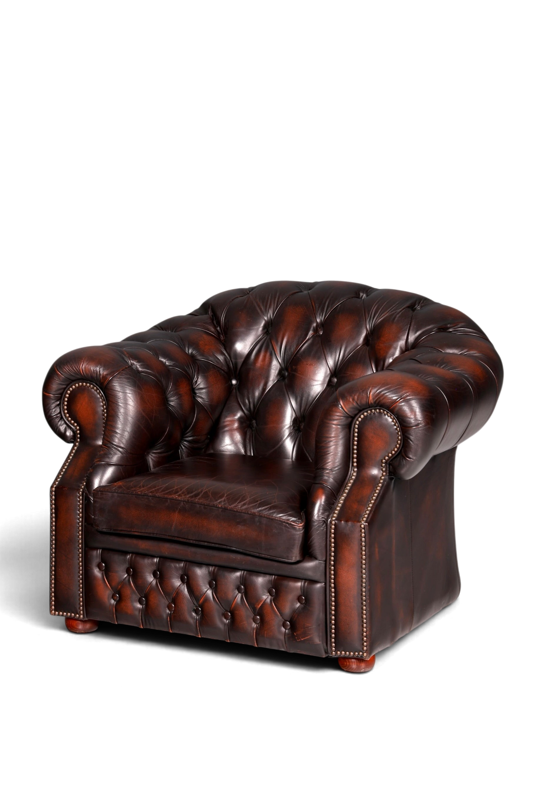 Hauptstadt Möblerei Chesterfield Centurion Sessel aus braunem Echtleder mit klassischer Knopfheftung und Nieten