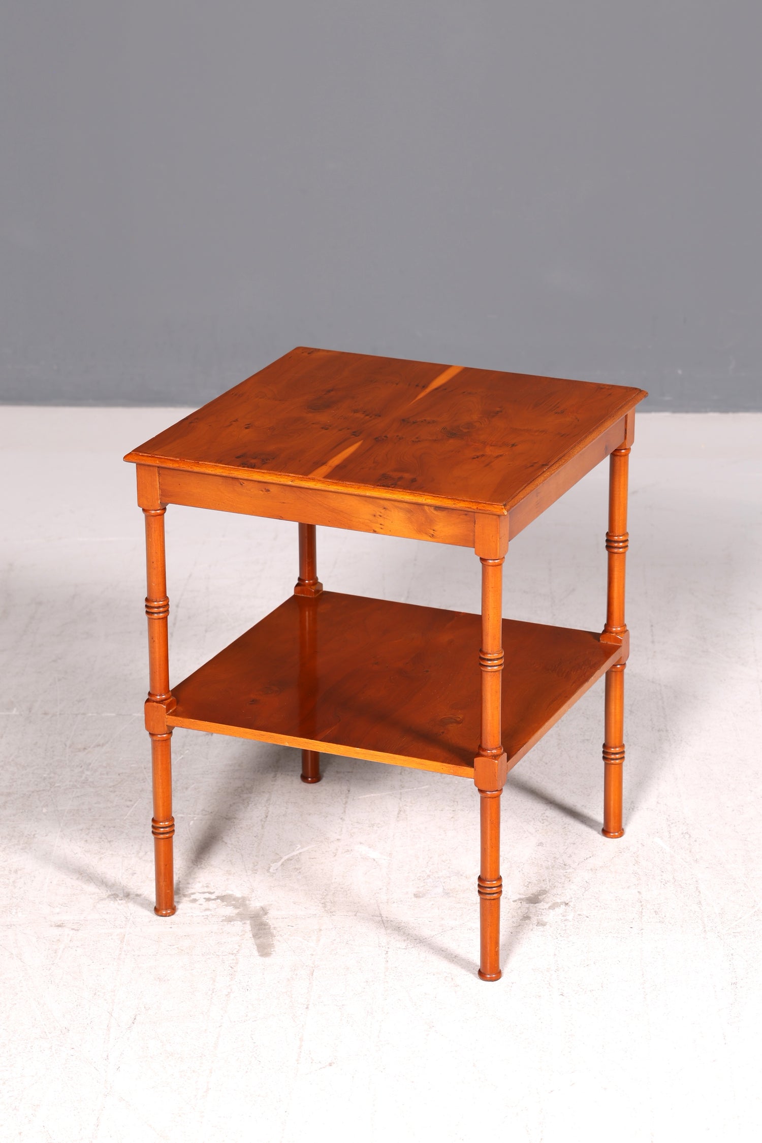 Edler Englischer Beistelltisch Ablagetisch Nachttisch Telefontisch Eiche Side Table