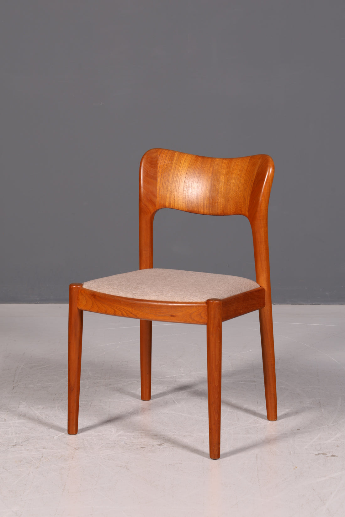 Noble Mid Century Chair by Niels Koefoed Koefoeds Hornslet Model 177 Teak Danish Design Dining Chair Kitchen Chair Vintage