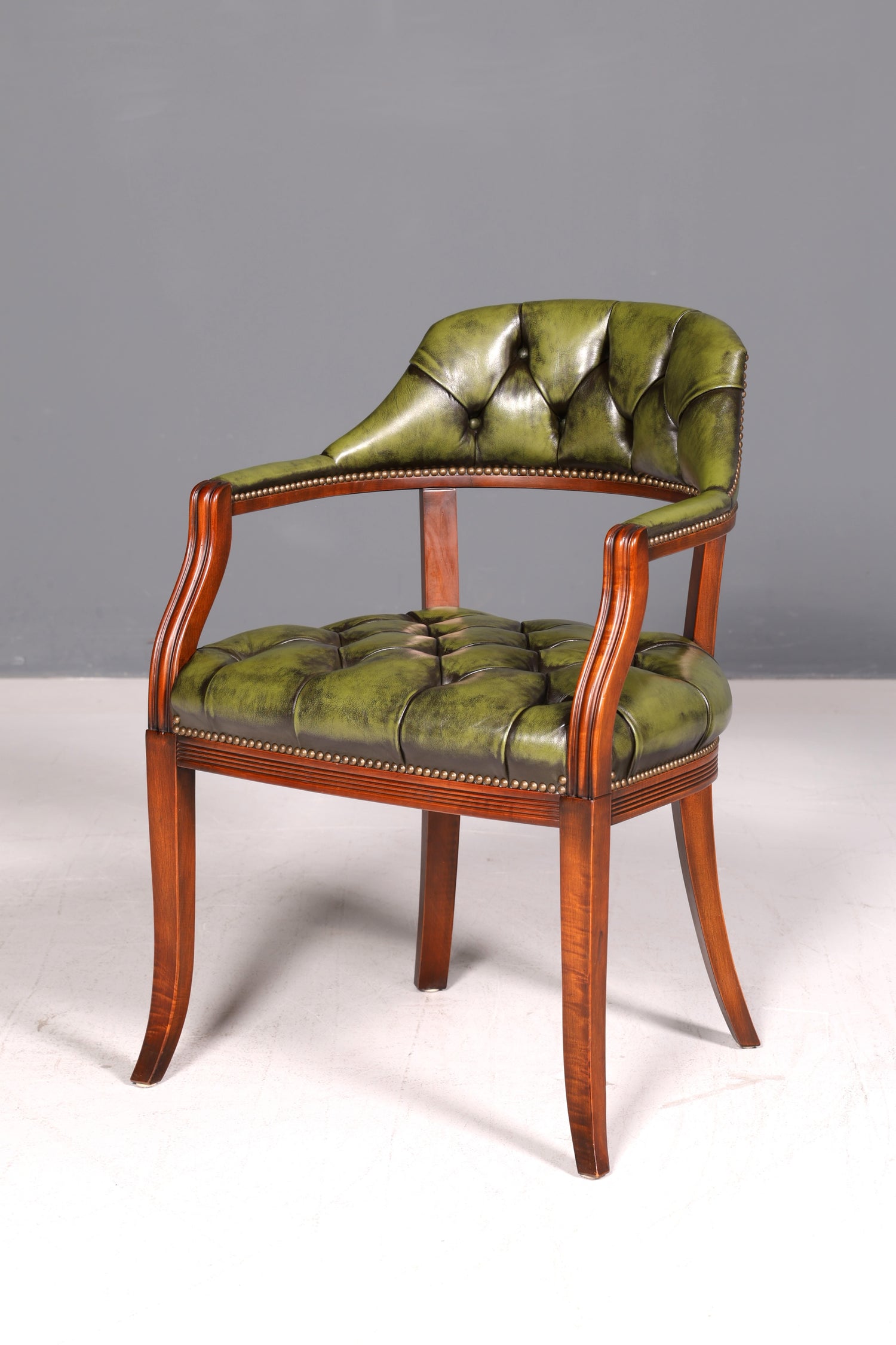 Stilvoller Chesterfield Stuhl Englischer Armlehnstuhl Echt Leder Bürostuhl Sekretär Antik Vintage