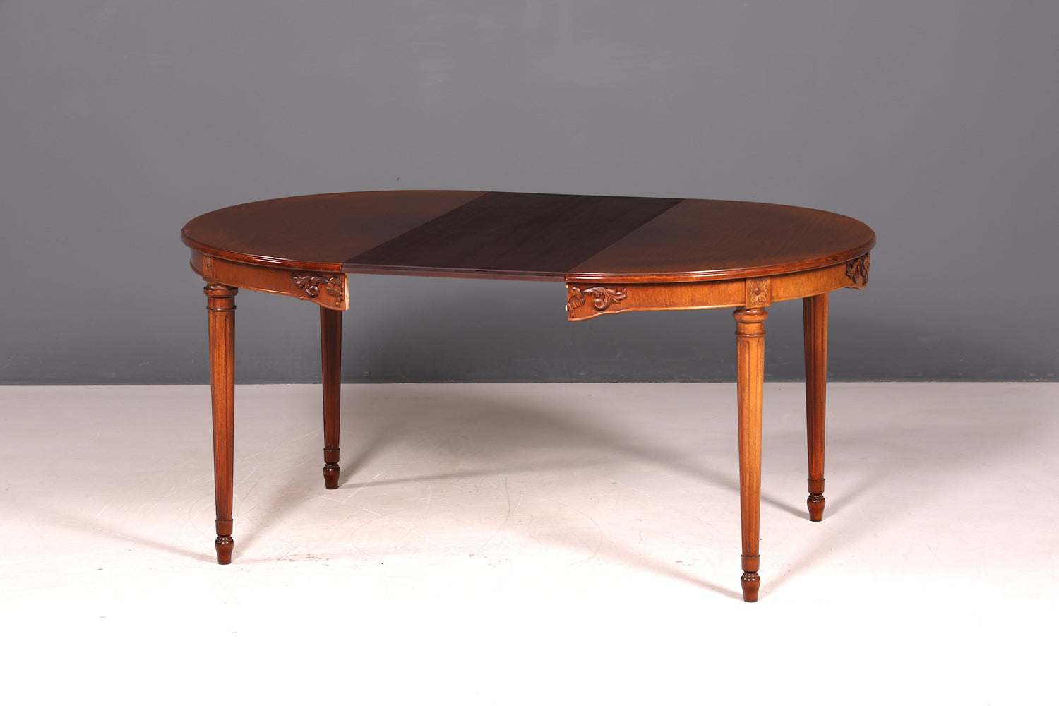 Stilvoller Tisch im Gustavianischer Stil Küchentisch ausziehbar Antik Stil Esszimmer Tisch