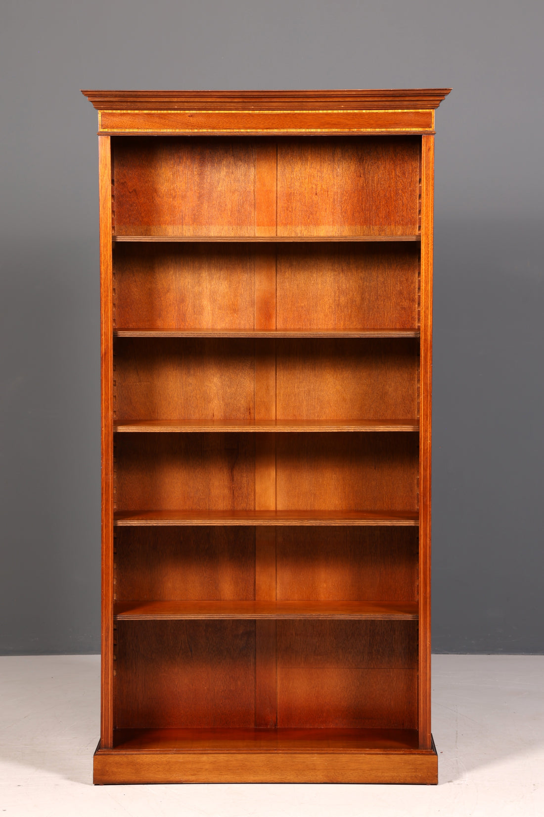 G612 Finish cm Wunderschönes Englisches Bücherregal Antik Regal Bookshelf Buchablage 60s (Kopie)