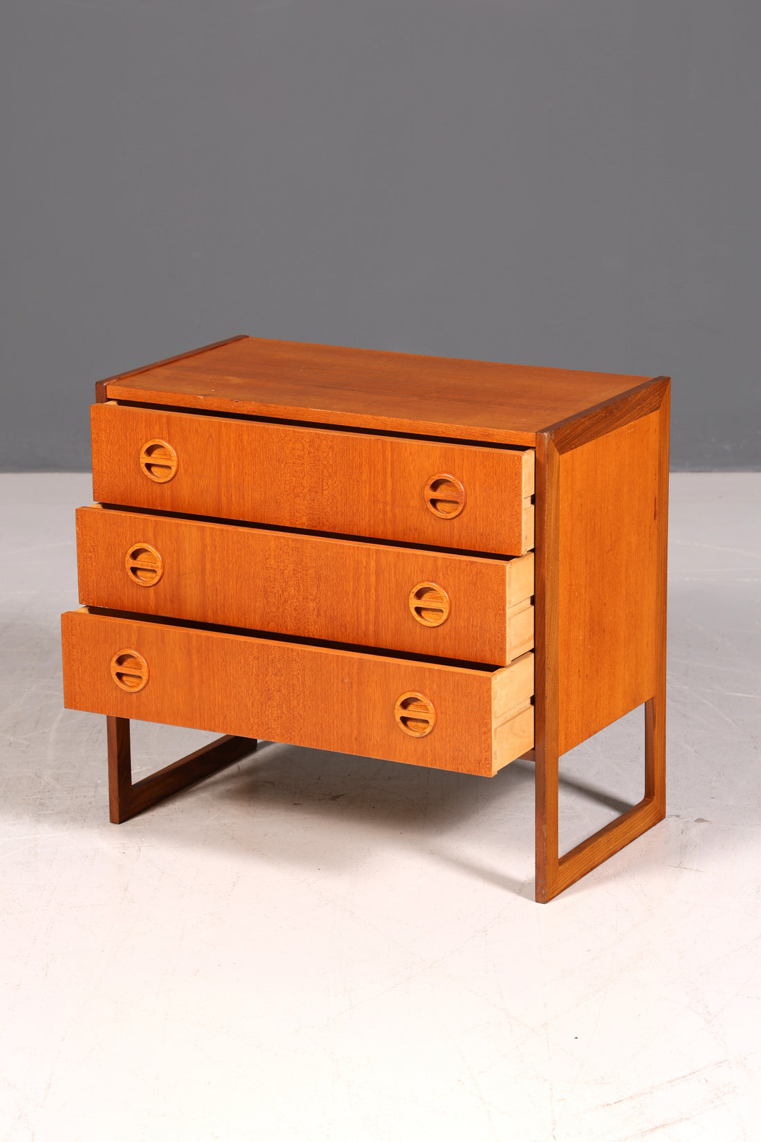 Wunderschöne Mid Century Kommode Teak Holz Sideboard Vintage Schubladenkommode Danish Design 60s Designklassiker