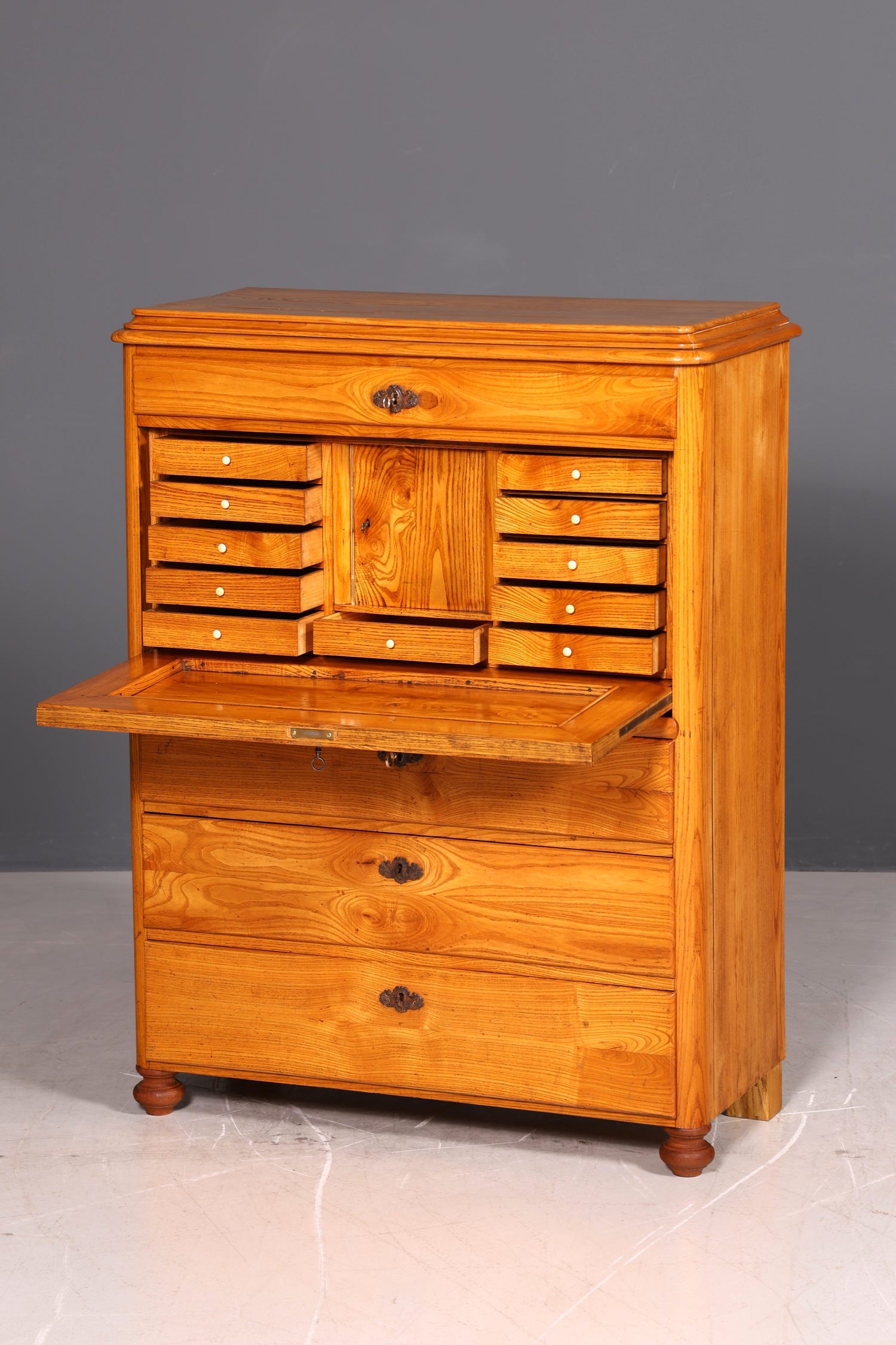 G680 Finish EIN 3D BILD FOLGT Edler Gründerzeit Sekretär Vertiko Highboard Louis Philippe Kommode um 1880 (Kopie)