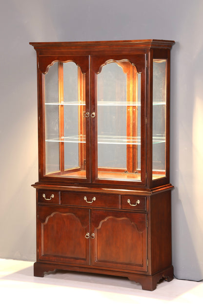 Wunderschöne Original Drexel Heritage Vitrine Bücherschrank USA Antik Schrank Buffet Regal Glasvitrine Massiv Holz Vintage
