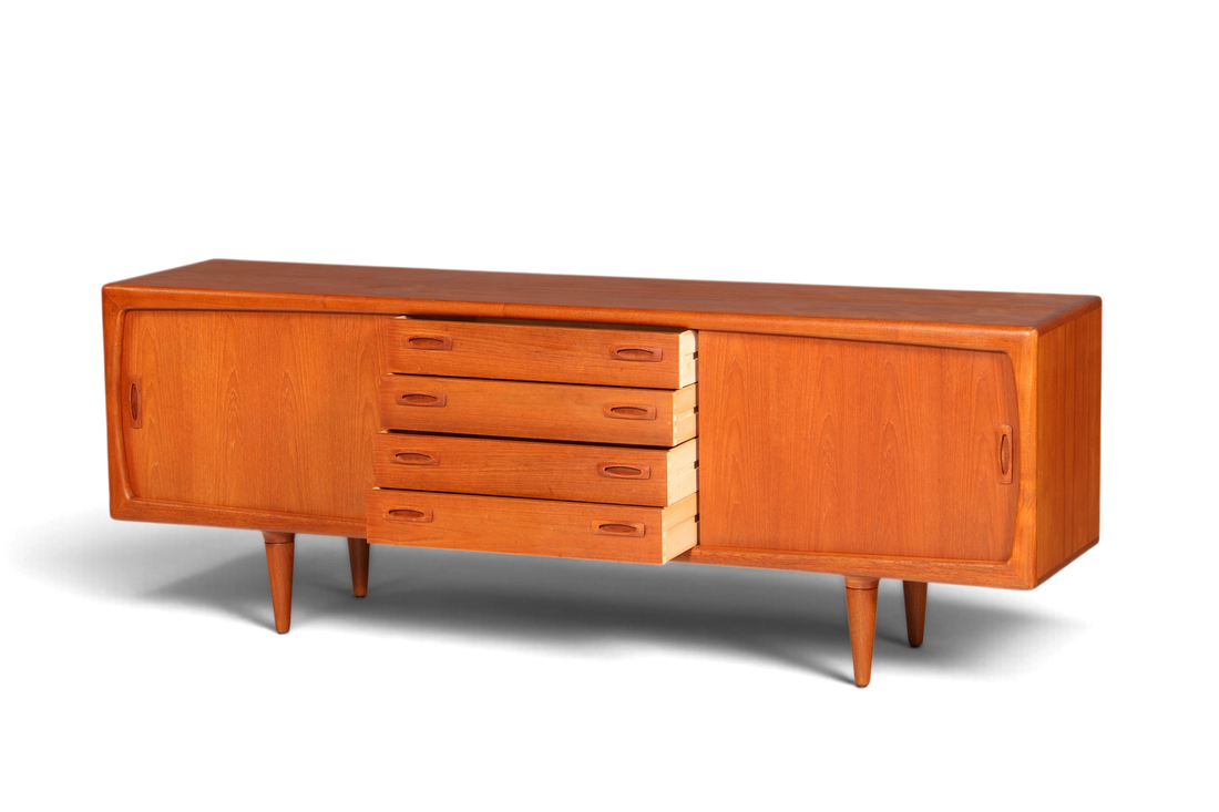 Hauptstadt Möblerei H.P. Hansen XXL Sideboard aus Teakholz im dänischen Mid-Century Design mit Schubladen