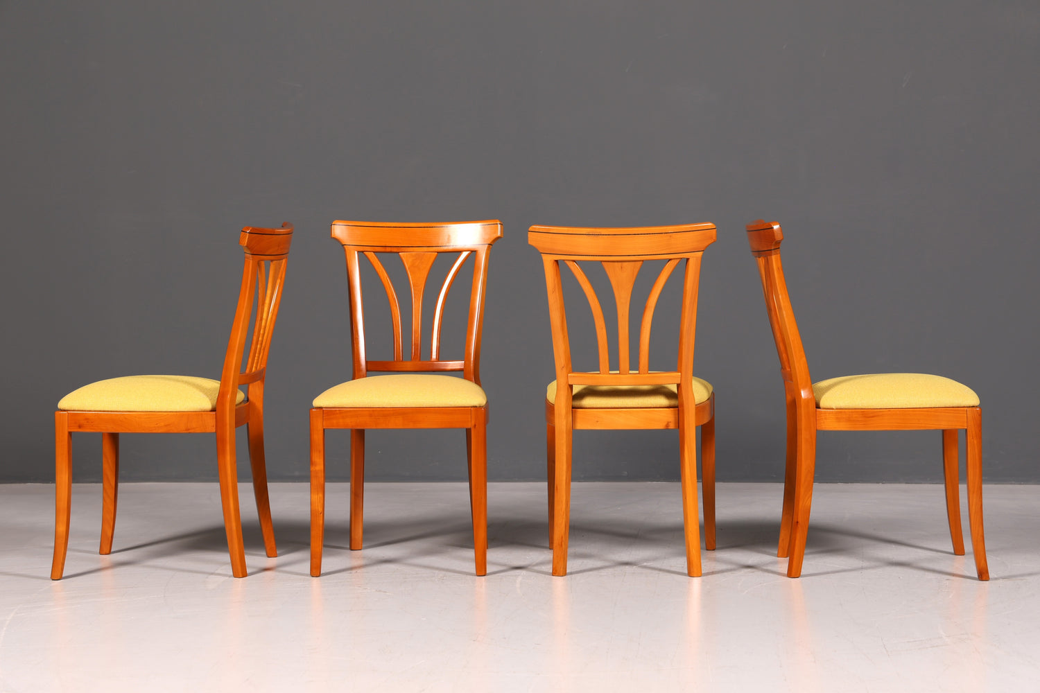 Edles Selva Stühle Set 4x Kirschholz Esszimmerstühle Küchenstühle Antik Stil Stuhlset