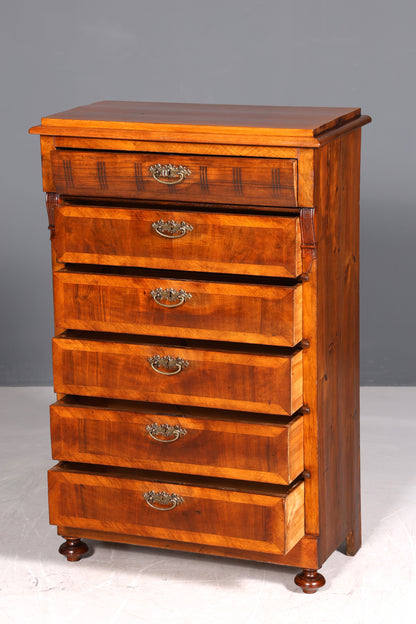 Stylish Gründerzeit chest of drawers circa 1890, Art Nouveau vertiko, antique chiffonier, linen chest