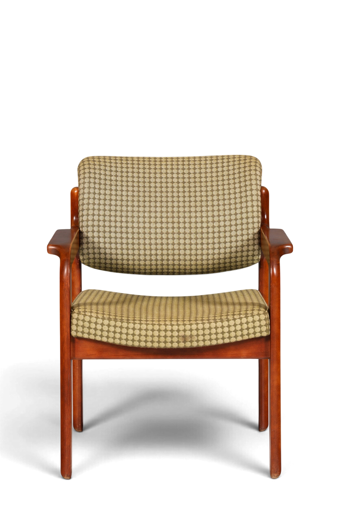 Hauptstadt Möblerei Mid Century Armlehnstuhl aus Holz mit gemustertem grünem Stoffbezug im Vintage-Stil