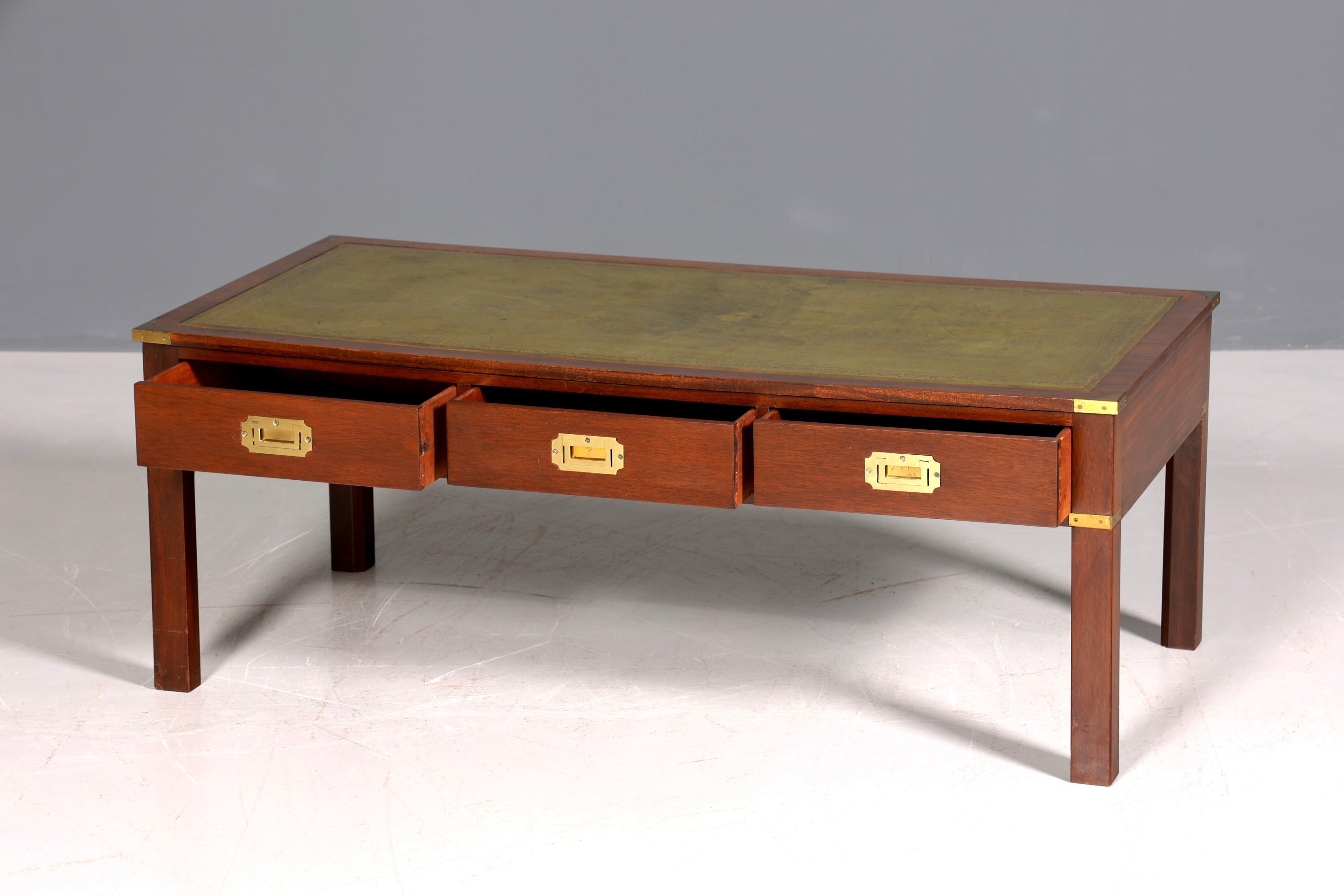 F876 Finish cm Traumhafter Englischer Tisch Couchtisch Englisch Antik Stil Mahagoni Ablagetisch Empire Stil Beistelltisch