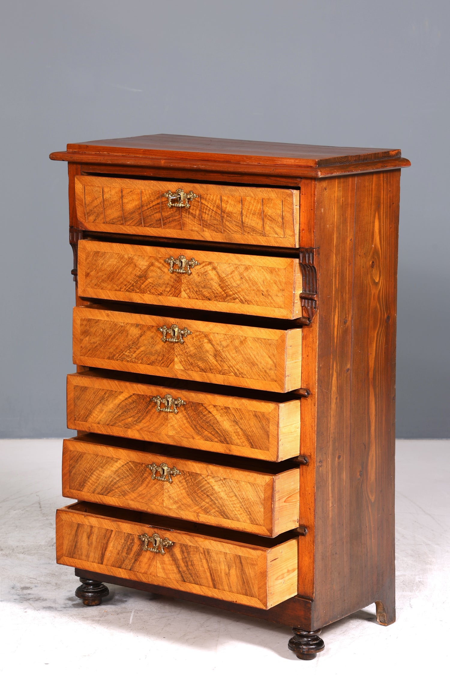 Stilvolle Gründerzeit Kommode um 1890 Jugendstil Vertiko Antik Chiffoniere Wäschekommode