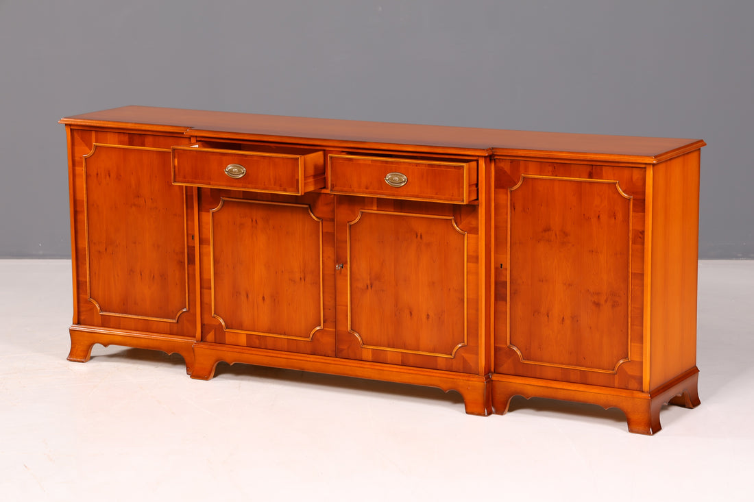 Prachtig origineel Heldense sideboard van taxushout, Engels buffetkast, commode, antieke kast, vintage