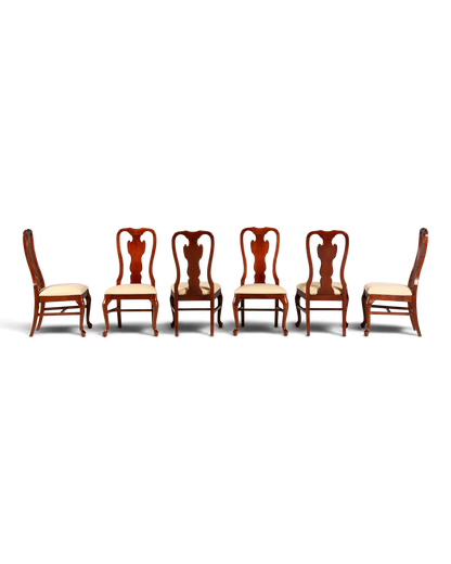 Hauptstadt Möblerei Set aus sechs Drexel Heritage Chippendale Stühlen aus Holz mit beigem Polster