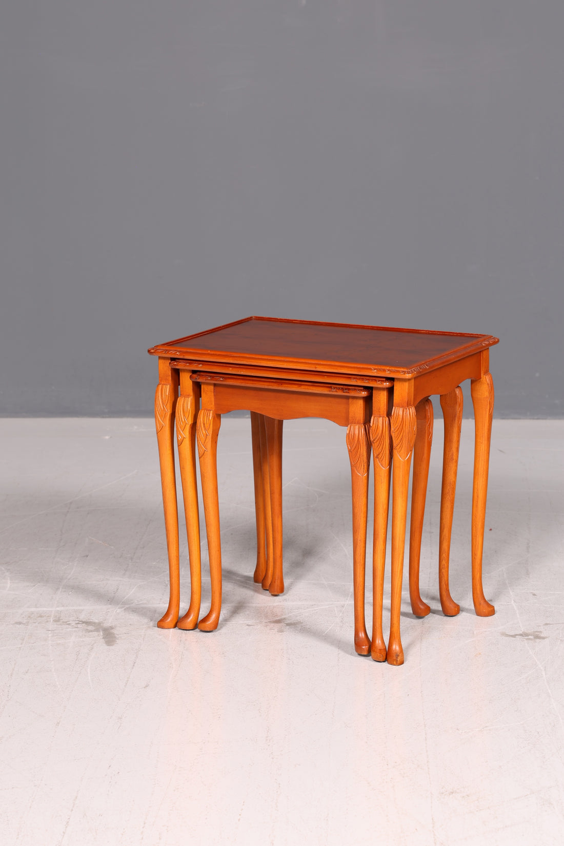 Prachtige Chippendale-set van 3 bijzettafels in barokstijl, set van tafels en bijzettafels, antiek vintage