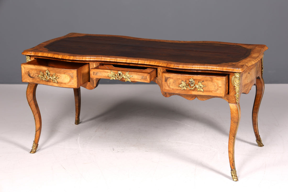 Majestätischer Original Louis XV Schreibtisch 1780 Bureau Plat French Desk echt Leder Antik Bürotisch Office Desk