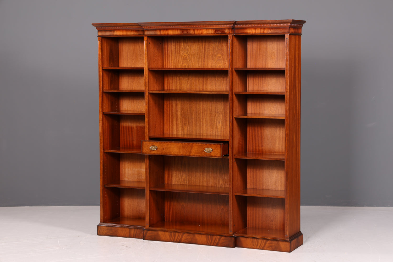 Beeindruckendes XXL Original Heldense Bücherregal Eibe Englisch Regal Standregal Bücherschrank Antik Bibliothek