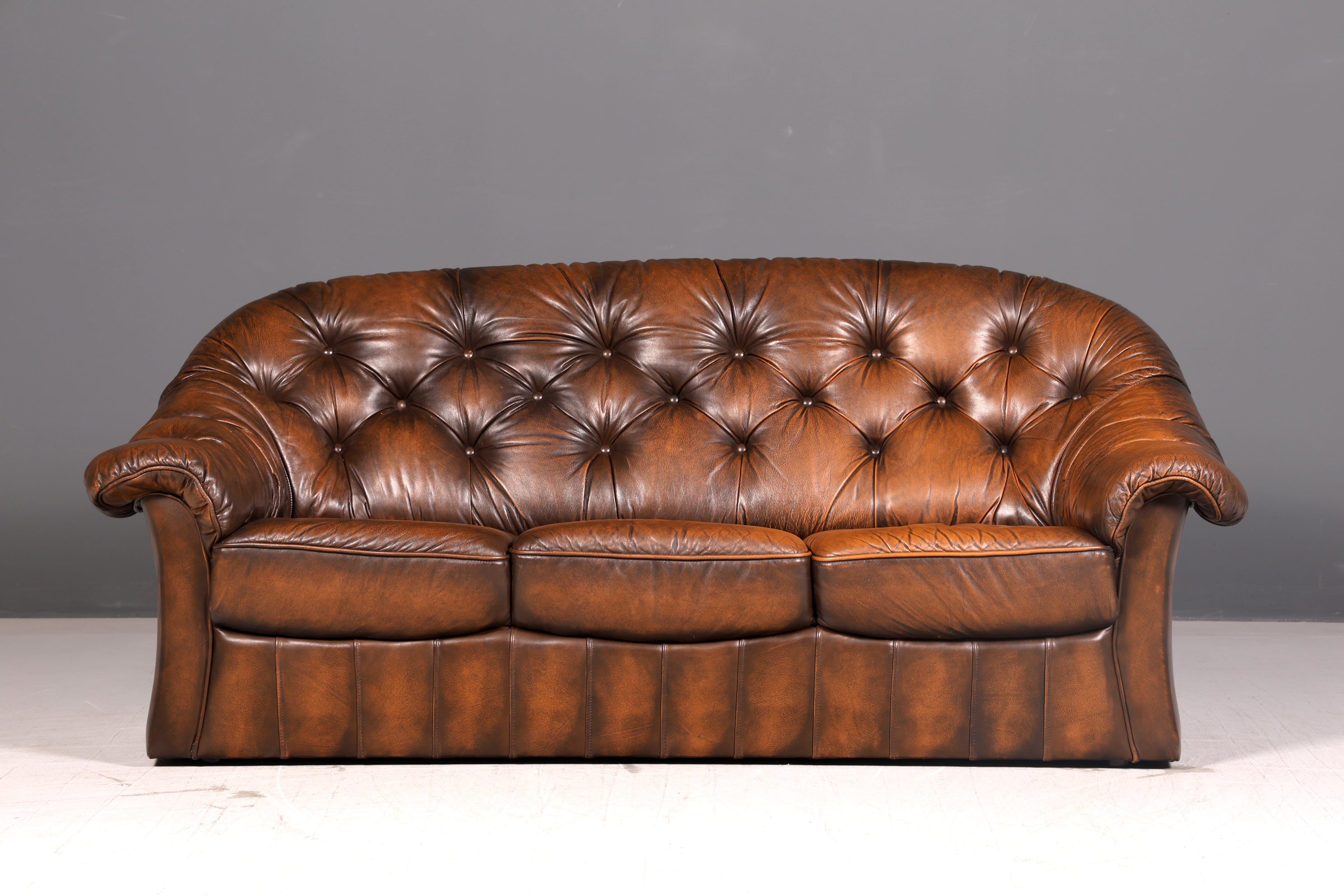 Wunderschönes Original Chesterfield Sofa 3-Sitzer Echt Leder Braun Couch Englisch Vintage