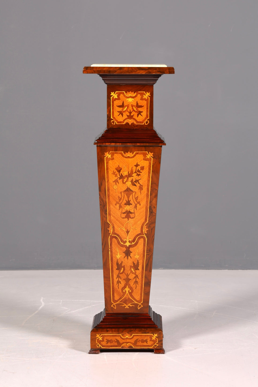 Noble Baroque Column Louis XV Flower Column Antique Marble Table Natural Stone Inlays Decorative Column