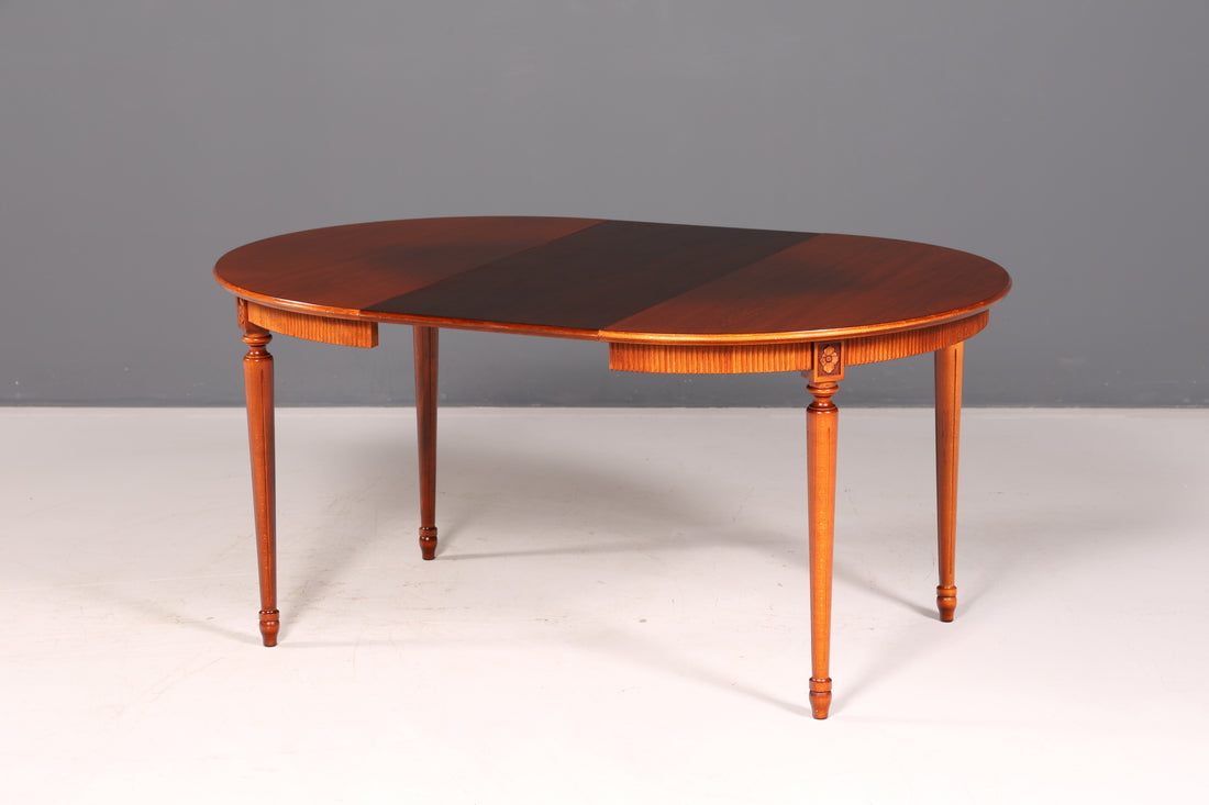 Prachtige tafel in Gustavianistische stijl, uitschuifbare keukentafel, eettafel, rond, vintage