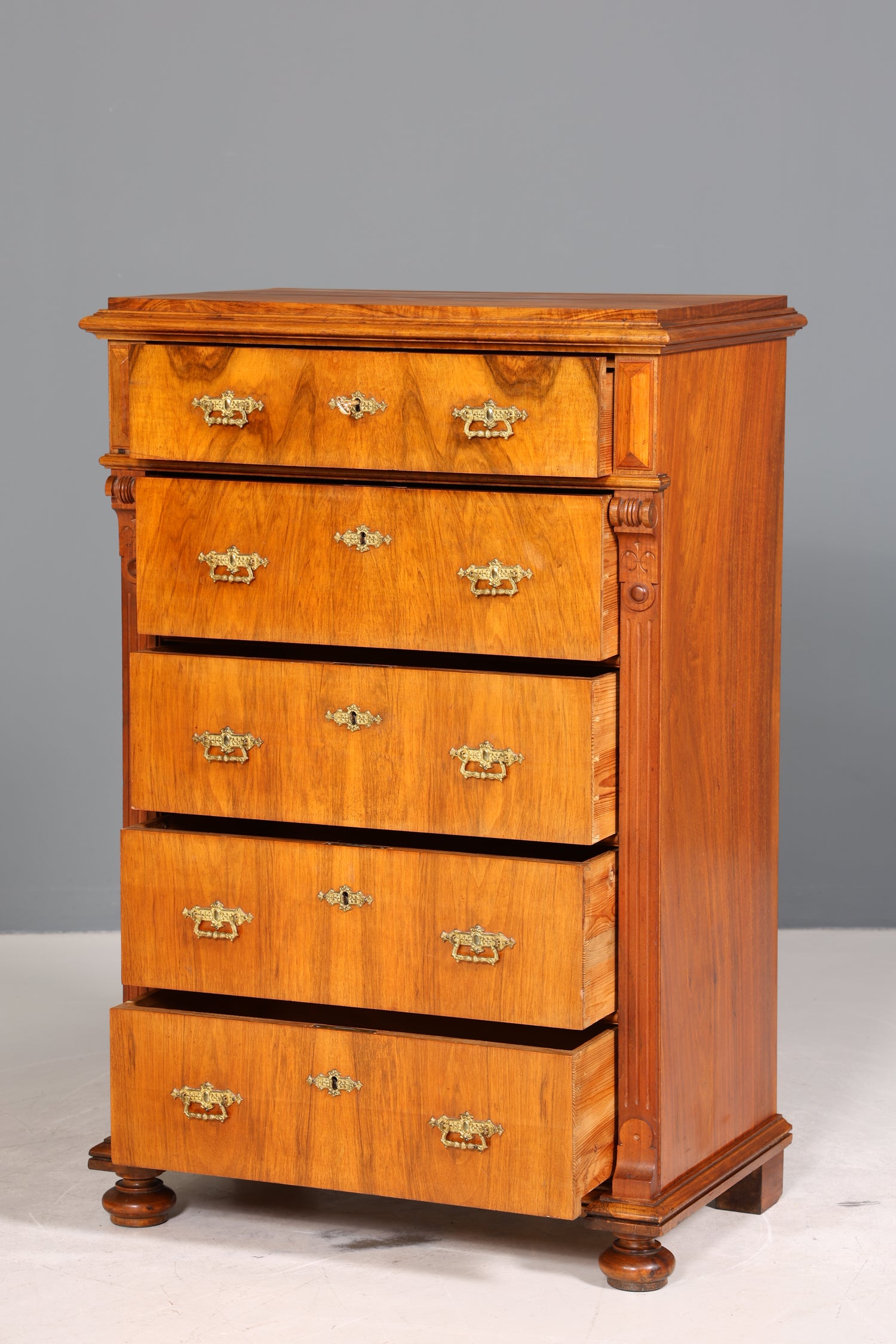 Stilvolle Gründerzeit Kommode Jugendstil Vertiko Schubladenkommode Antik Wäschekommode