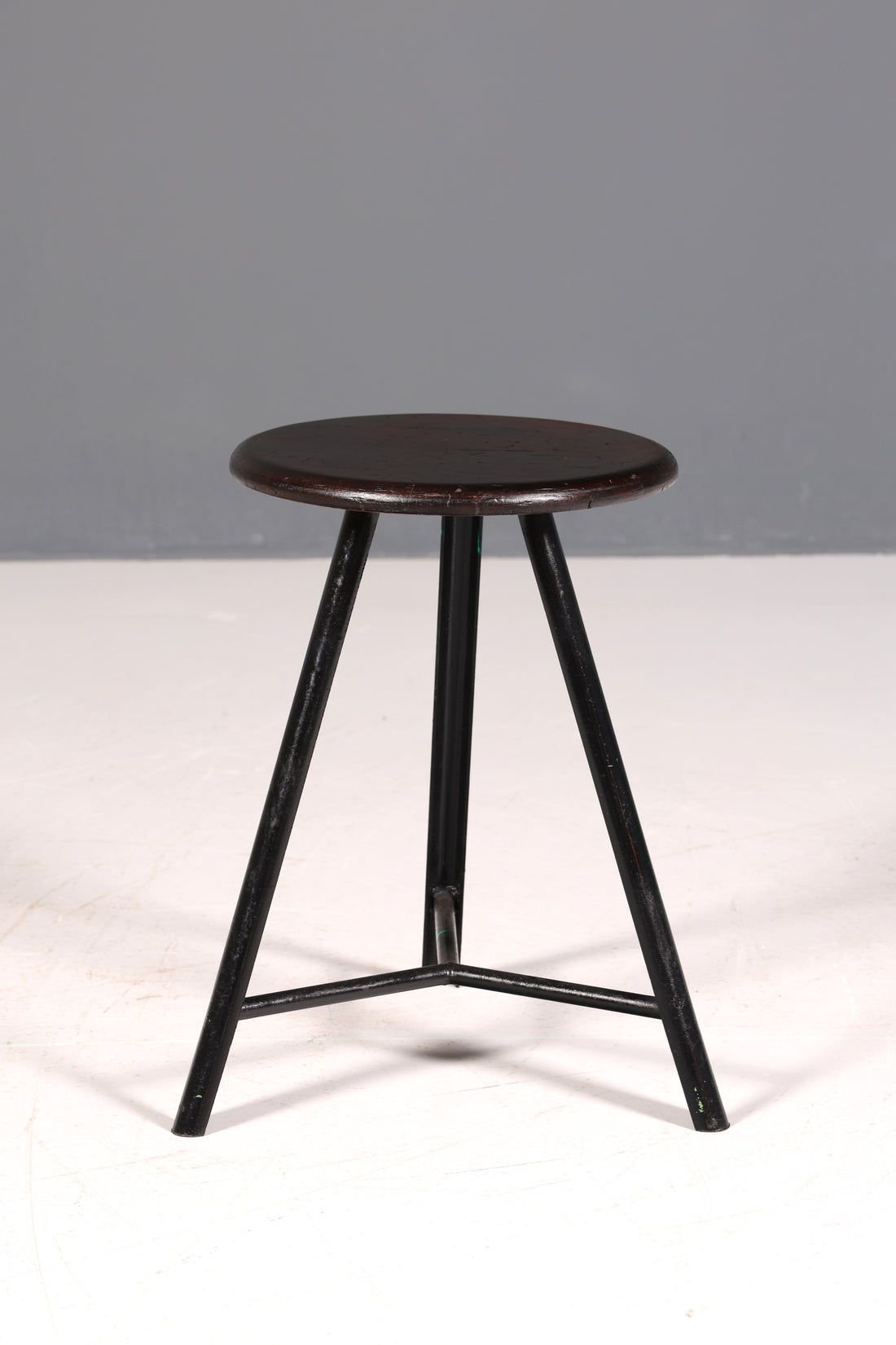 Wunderschöner Mid Century Hocker Bistro Hocker Vintage Industrial Stil Stuhl 60s