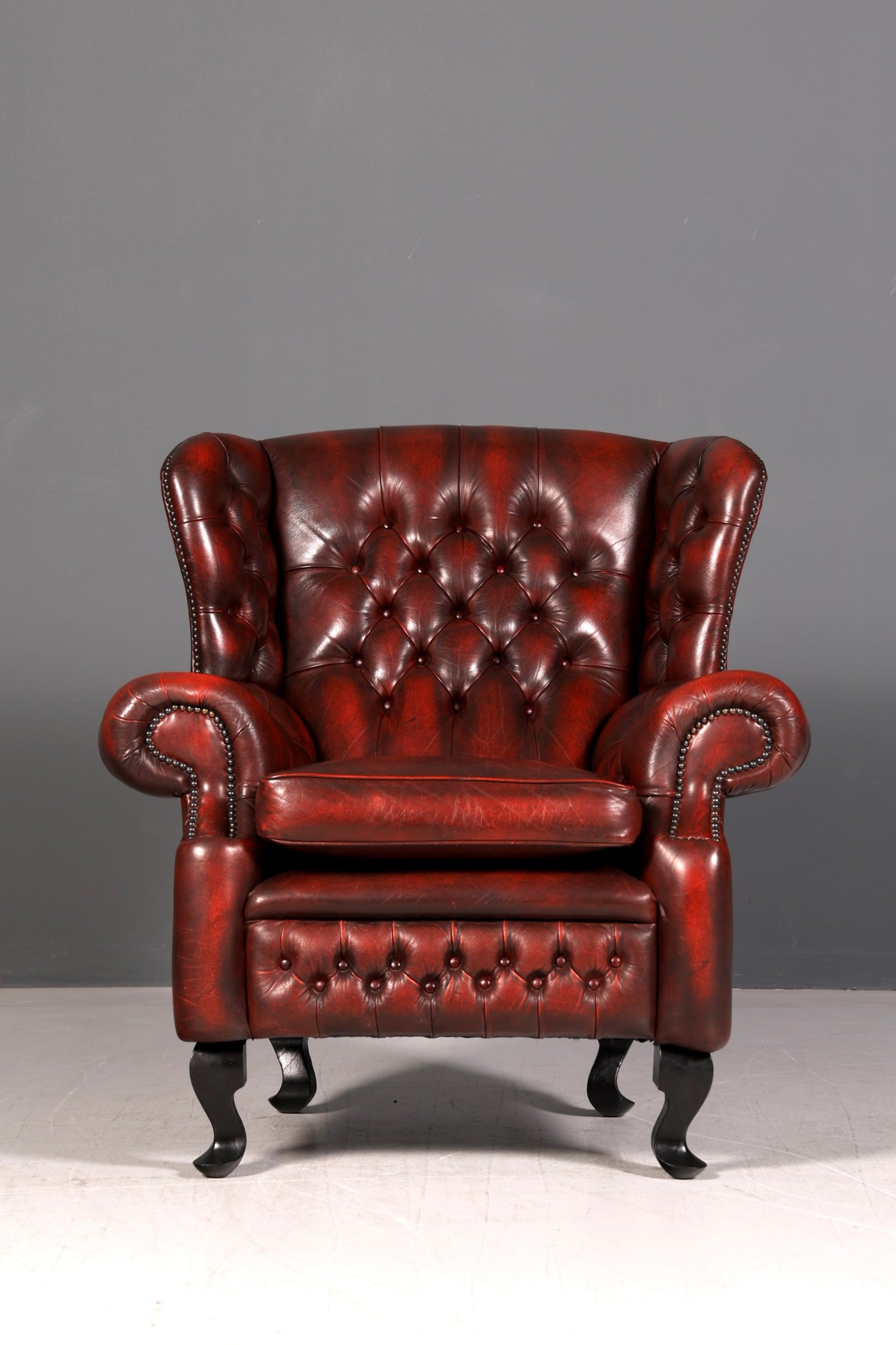 Original Chesterfield Ohrenbackensessel Englisch Leder Herrensessel UK Armlehnsessel Wingback