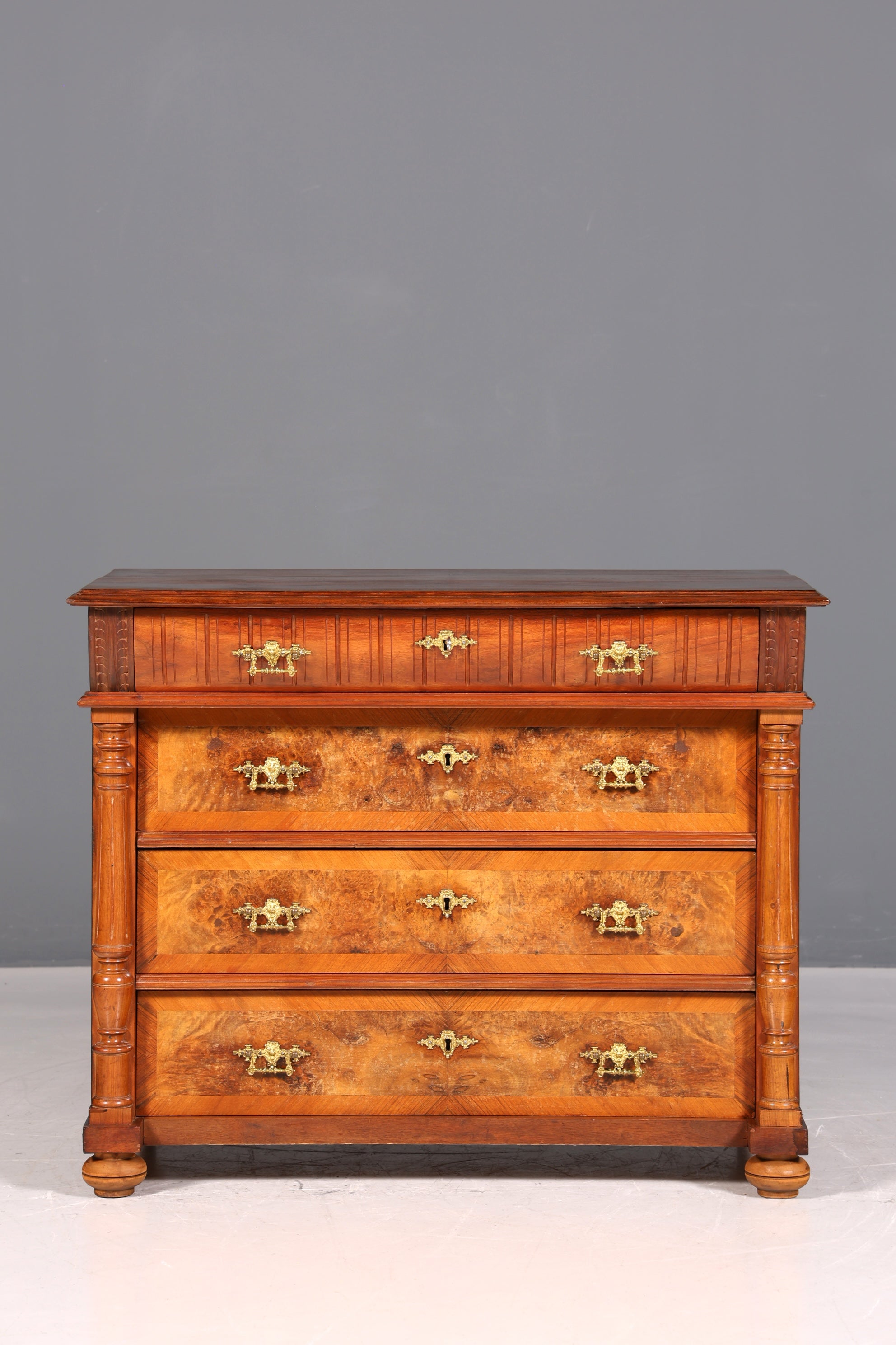 Beautiful Wilhelminian style chest of drawers Louis Philippe walnut drawers chest of drawers sideboard around 1880