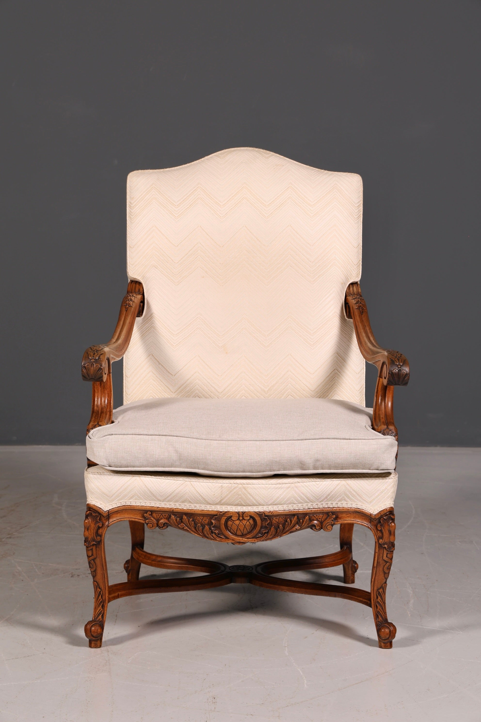 Edere Louis-Philippe-armleunstoel uit de Gründerzeit, antieke stoel, secretairestoel, gestoffeerde fauteuil, 2 van 2
