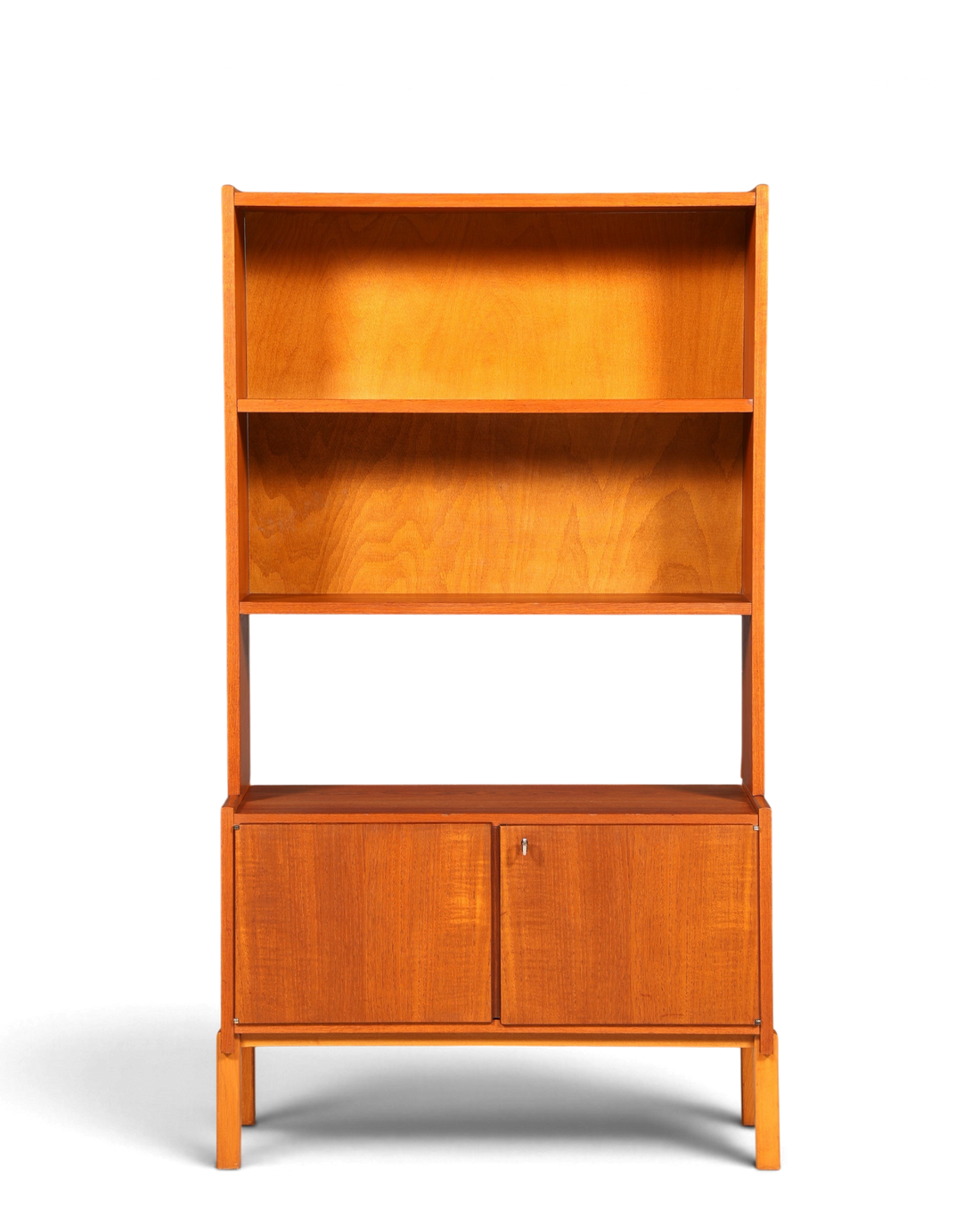Hauptstadt Möblerei Mid Century Regal aus massivem Holz im skandinavischen Danish Design mit Schrank und Regalböden