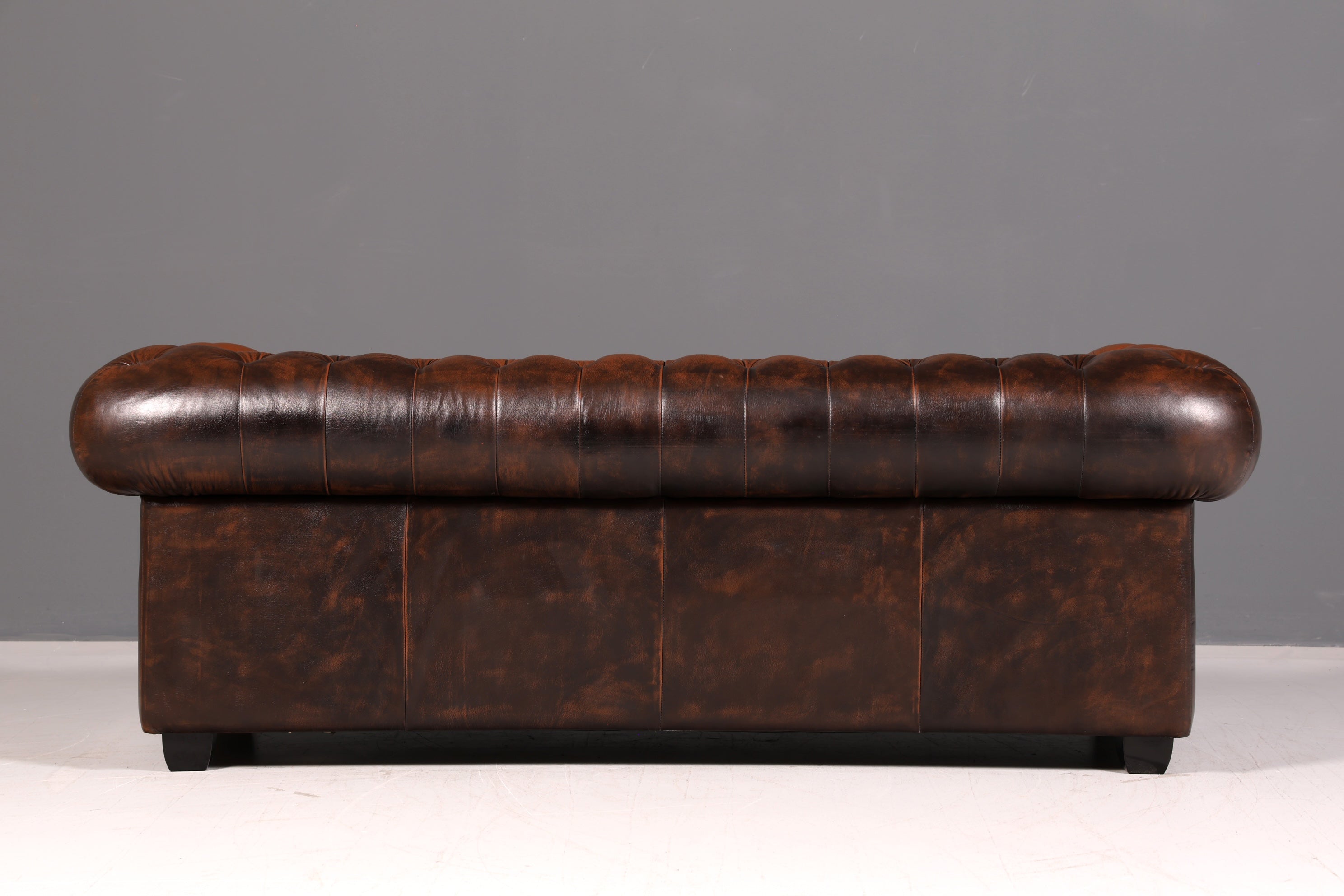 Wunderschönes Original Chesterfield 3-Sitzer Sofa Echt Leder Englische Couch England Polstersofa Antik Vintage Ledersofa