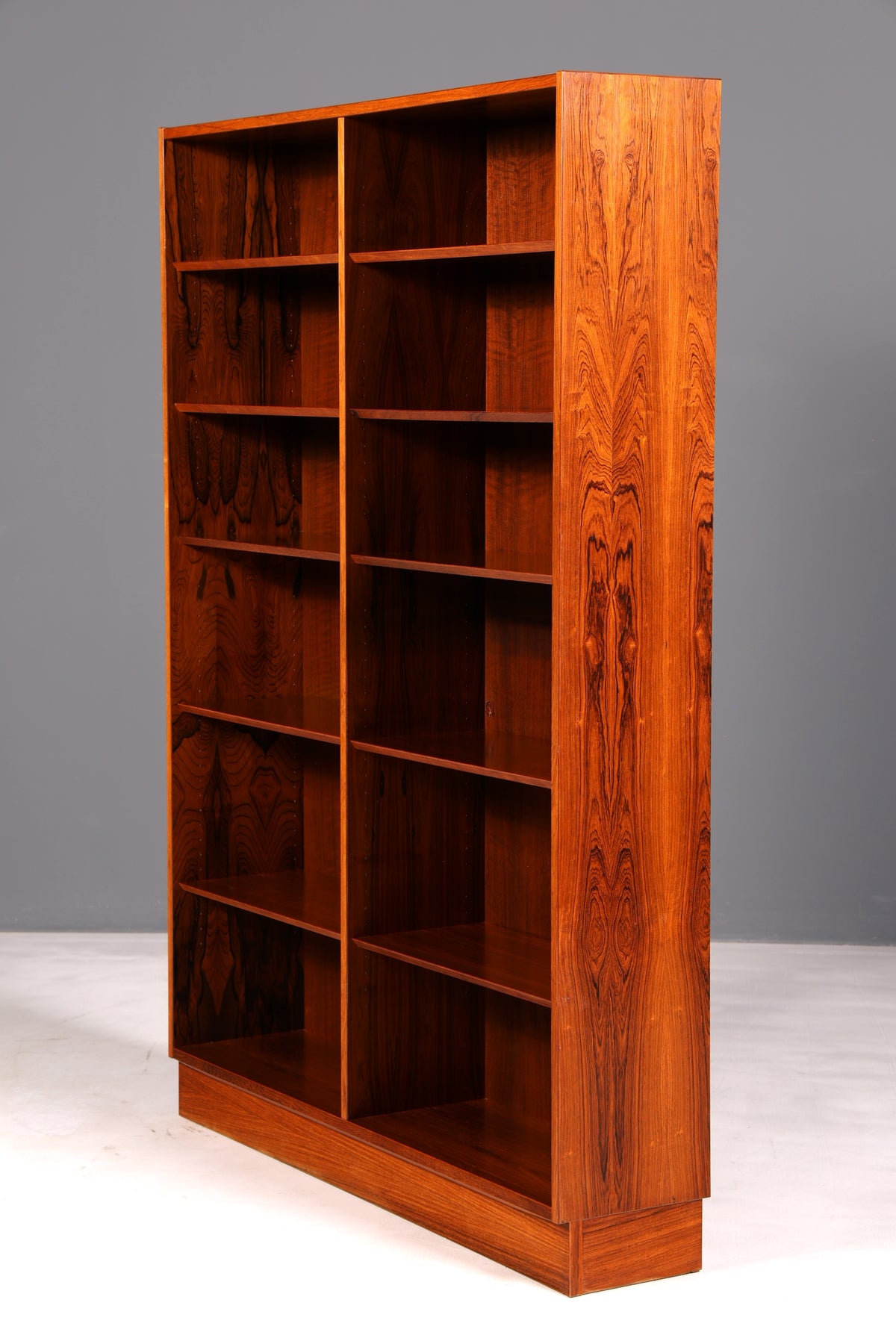 Traumhaftes XXL Original Hundevad Mid Century Regal Palisander Danish Design Made in Denmark Vintage Bücherregal 60er