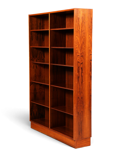 Hauptstadt Möblerei Hundevad Mid Century XXL Regal aus Palisander mit höhenverstellbaren Einlegeböden im Danish Design